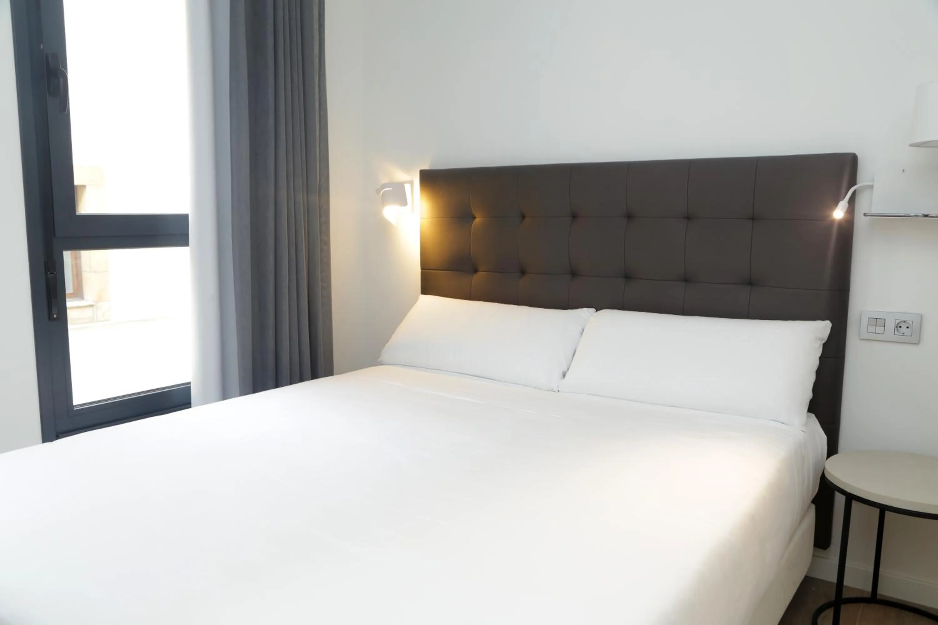 Bed in Viviendas Oviedo Catedral