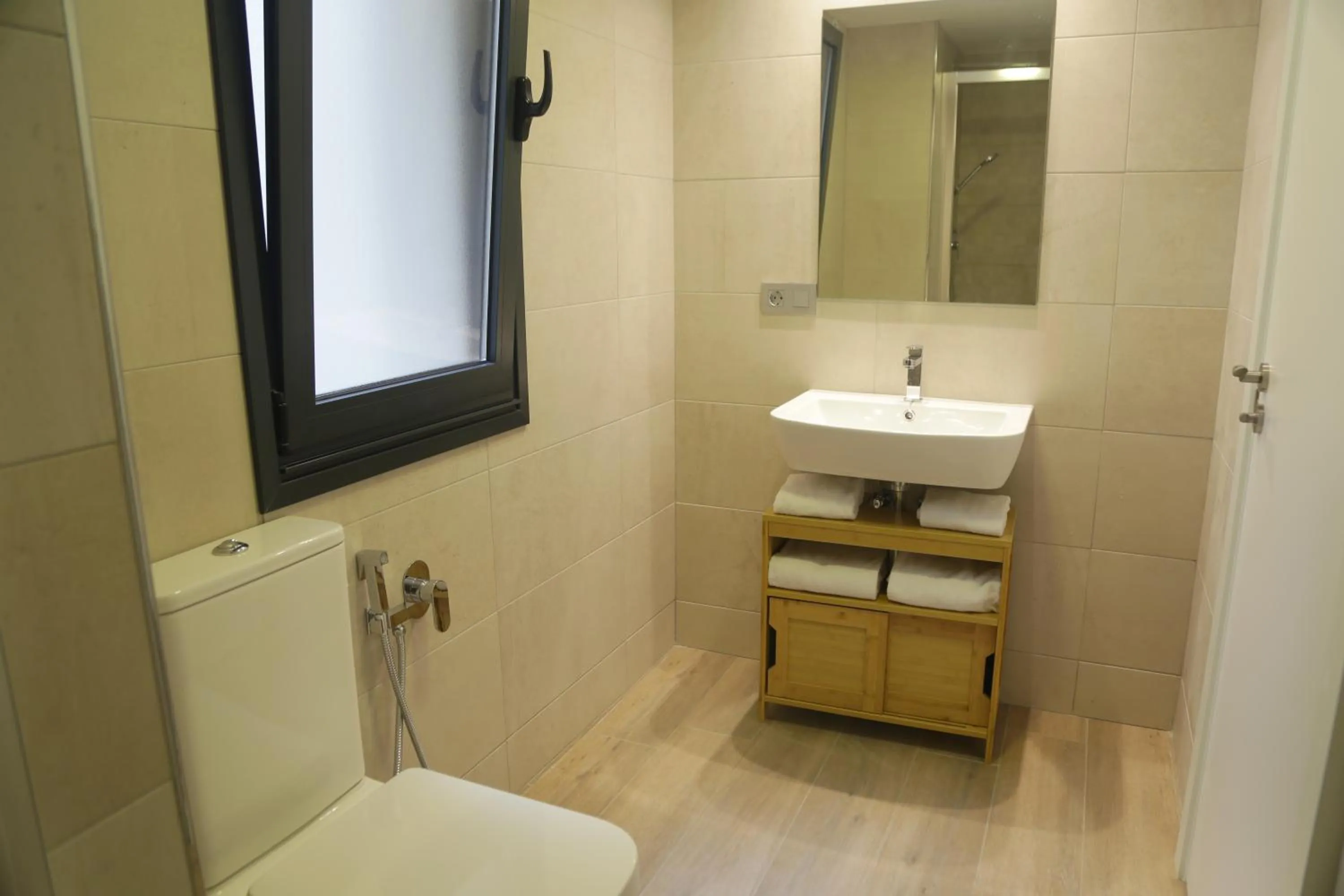 Toilet in Viviendas Oviedo Catedral