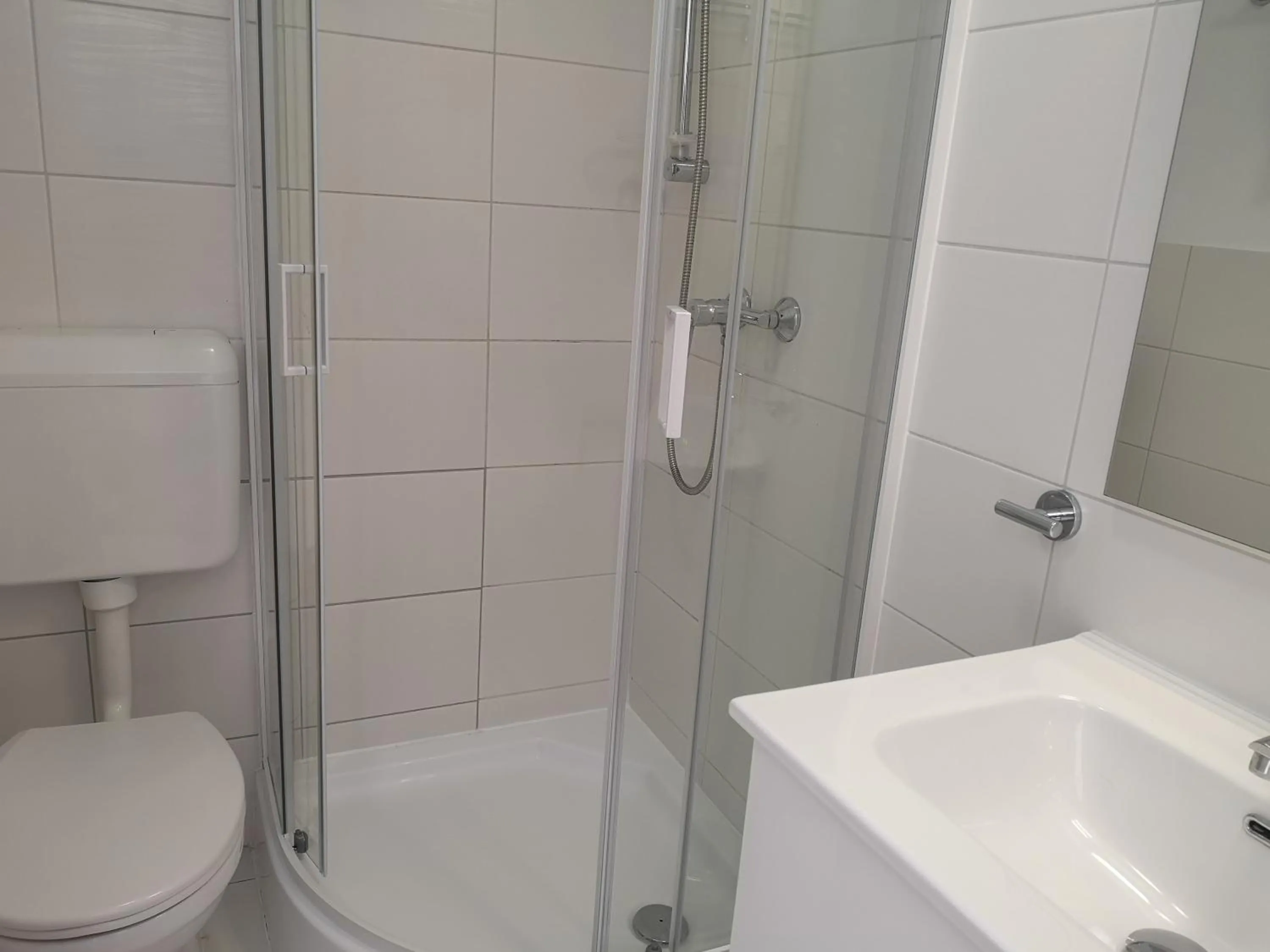Shower in Apartman Kaszás Garden