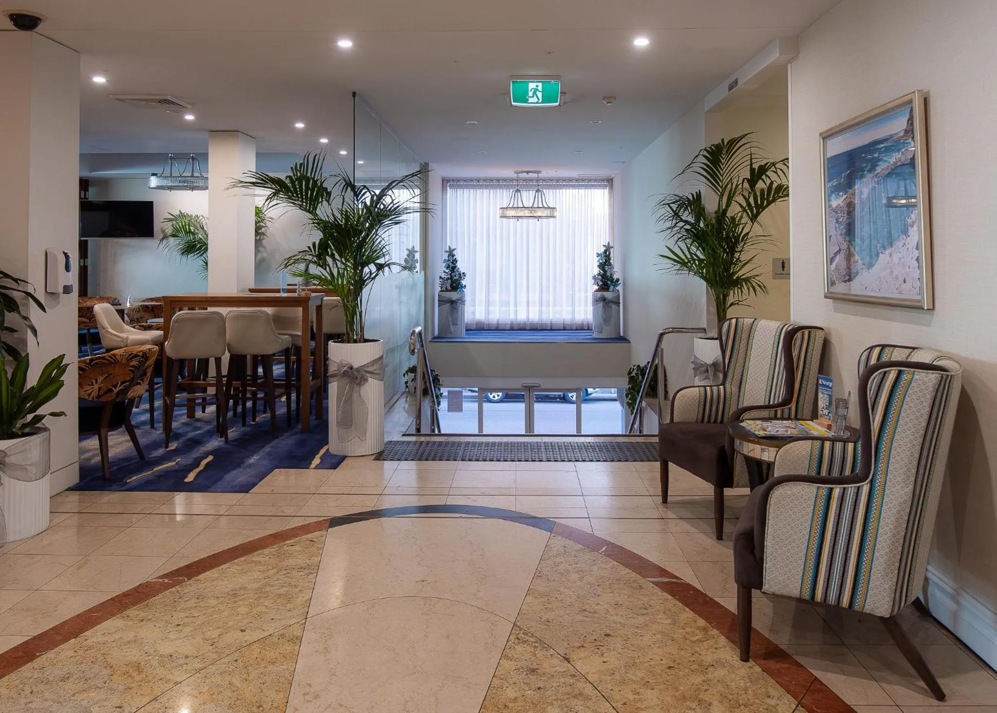 Lobby or reception in Noah's On the Beach