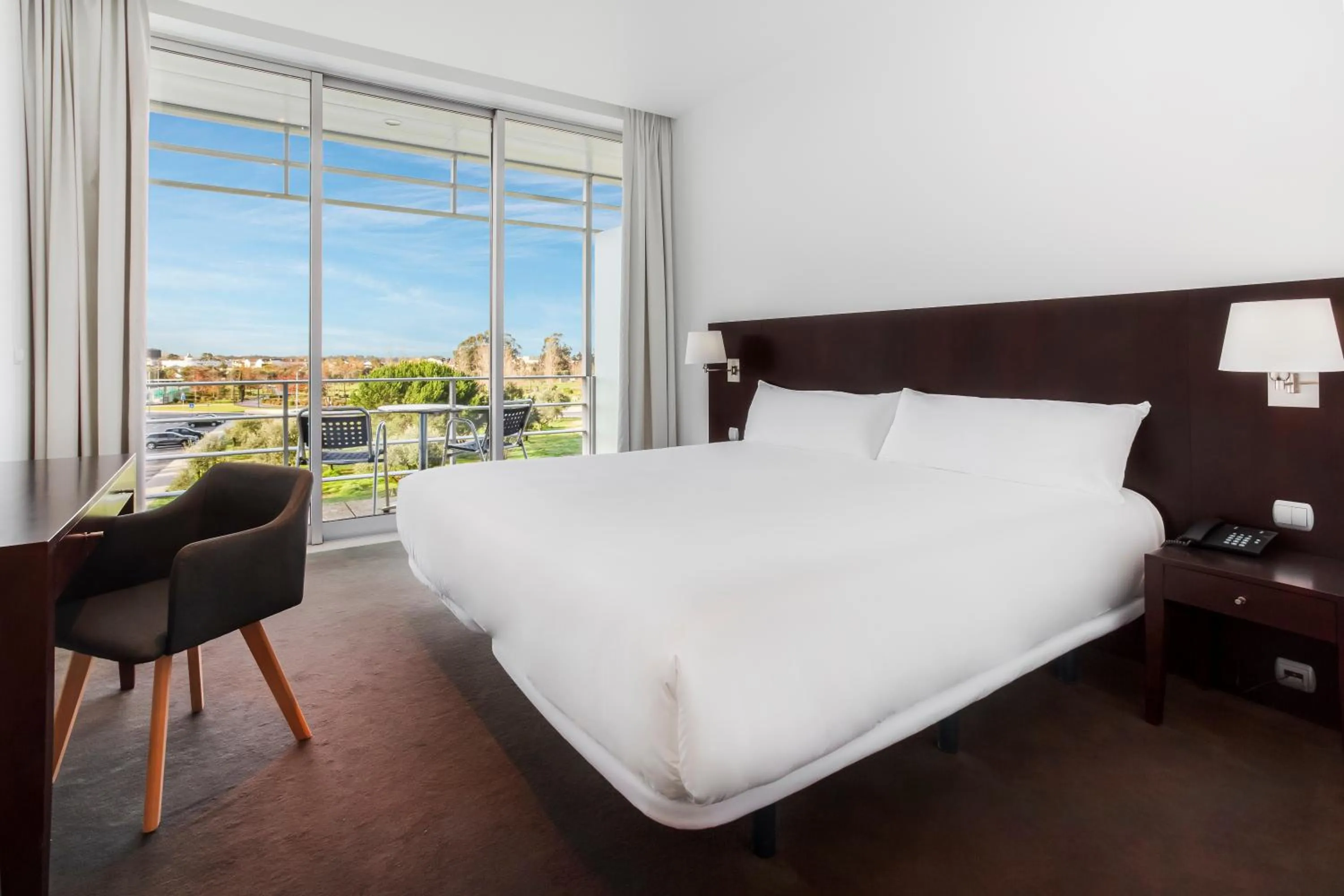 Bed in B&B HOTEL Cantanhede Coimbra