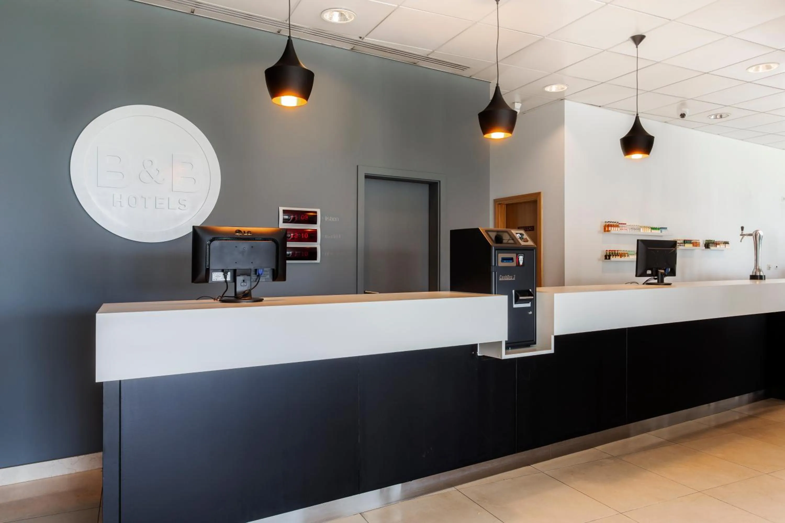 Property logo or sign in B&B HOTEL Cantanhede Coimbra