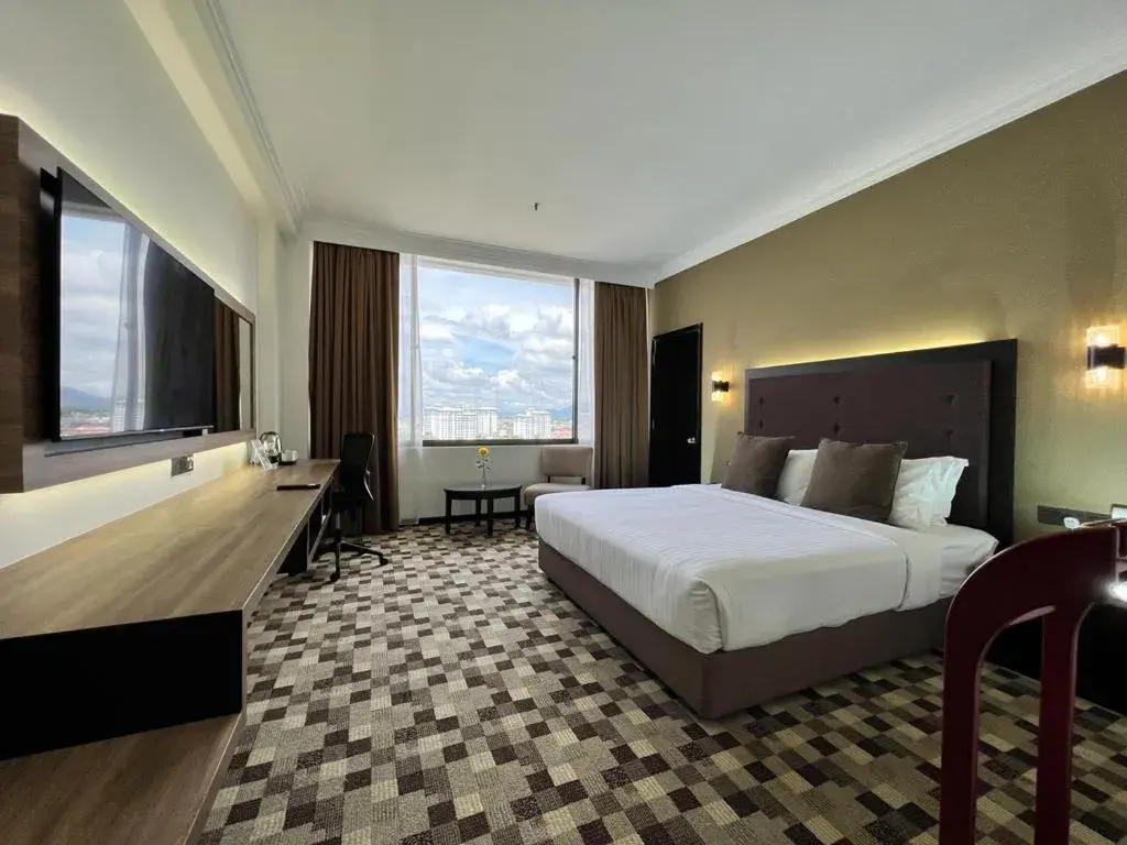 Photo of the whole room, Bed in Impiana Hotel Ipoh Photo of the whole room, Bed in Impiana Hotel Ipoh