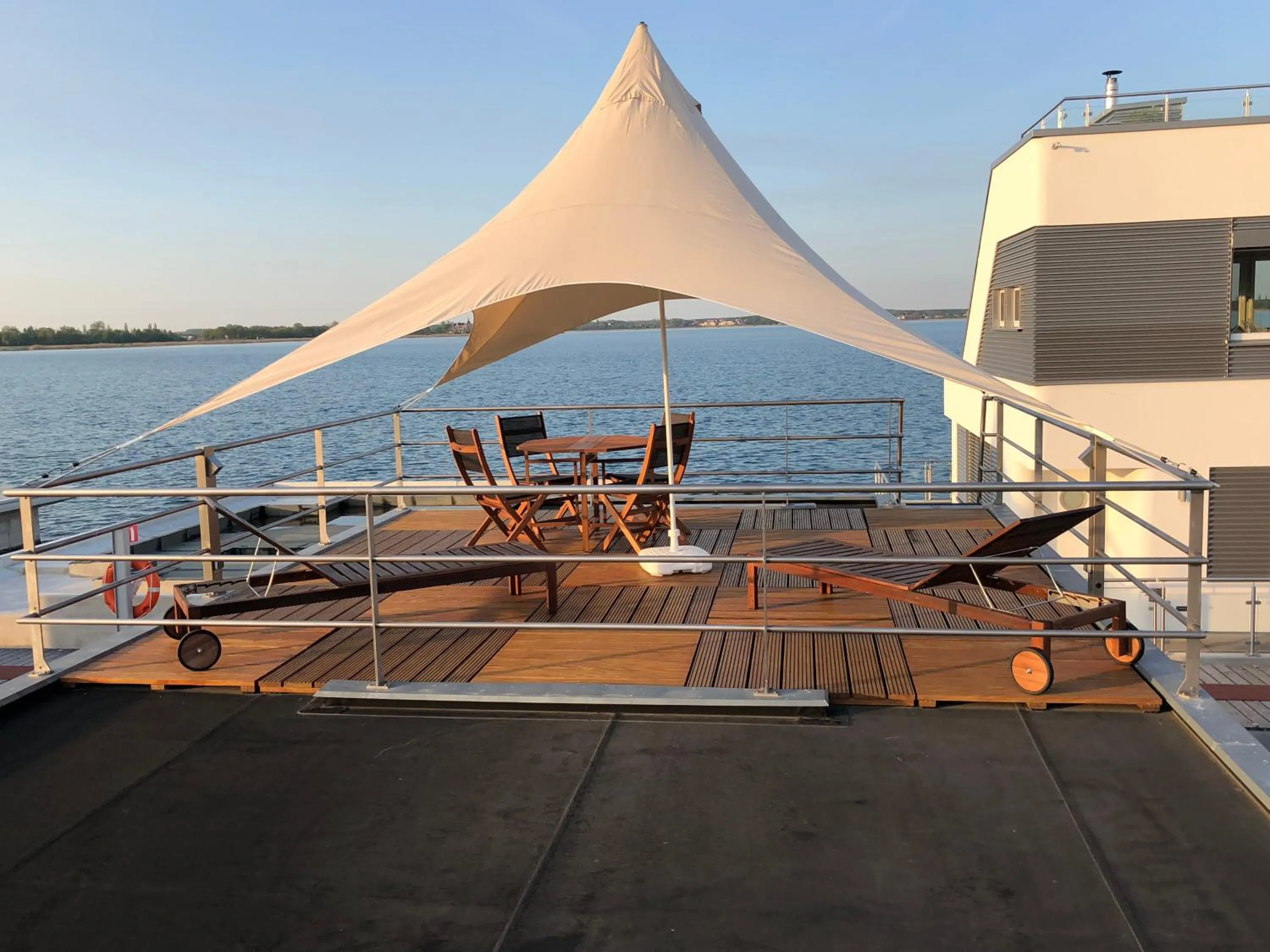 Balcony/Terrace in Hausboot Harmonie