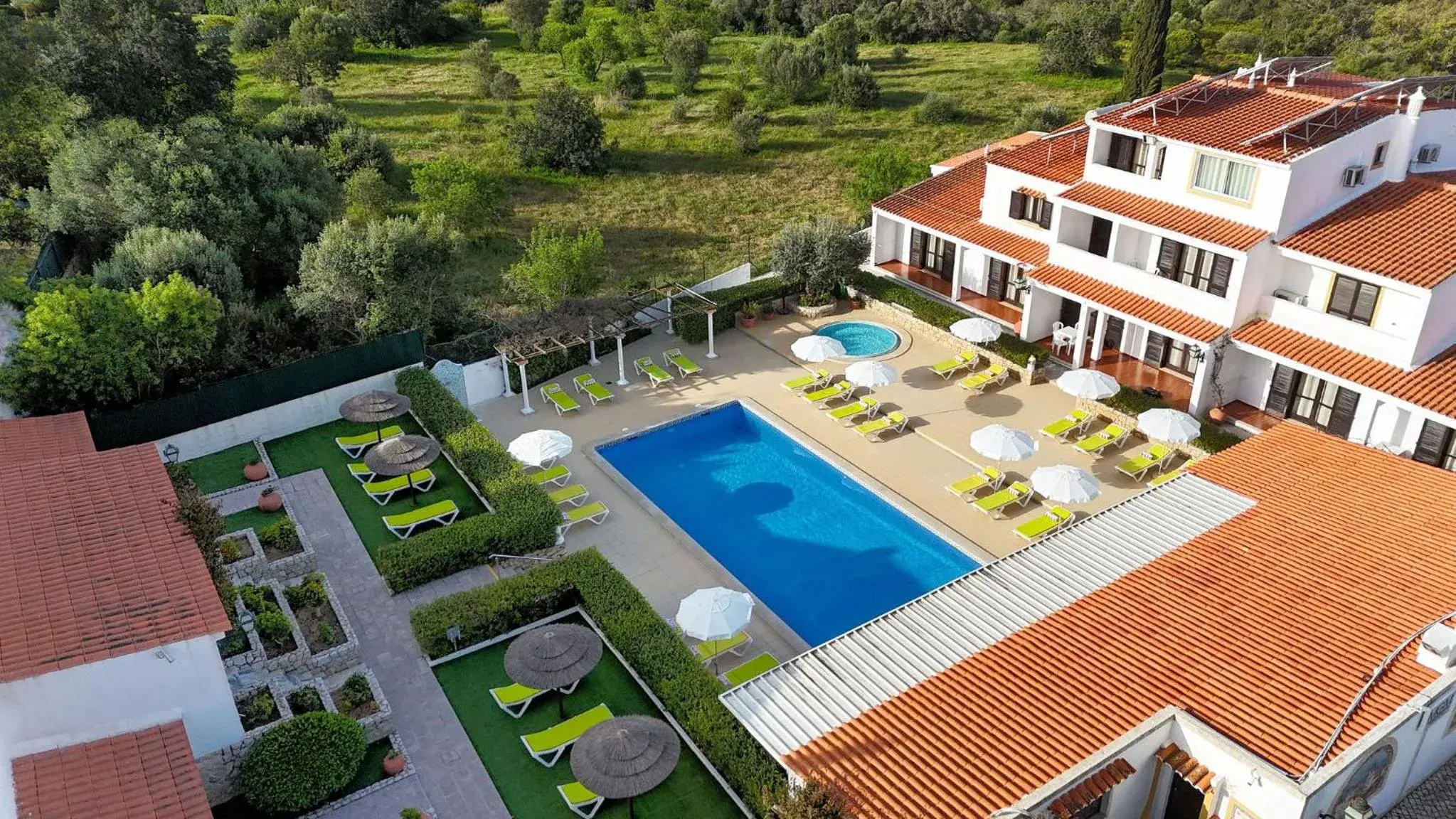 Property building in Muthu Balaia Sol Property building in Muthu Balaia Sol