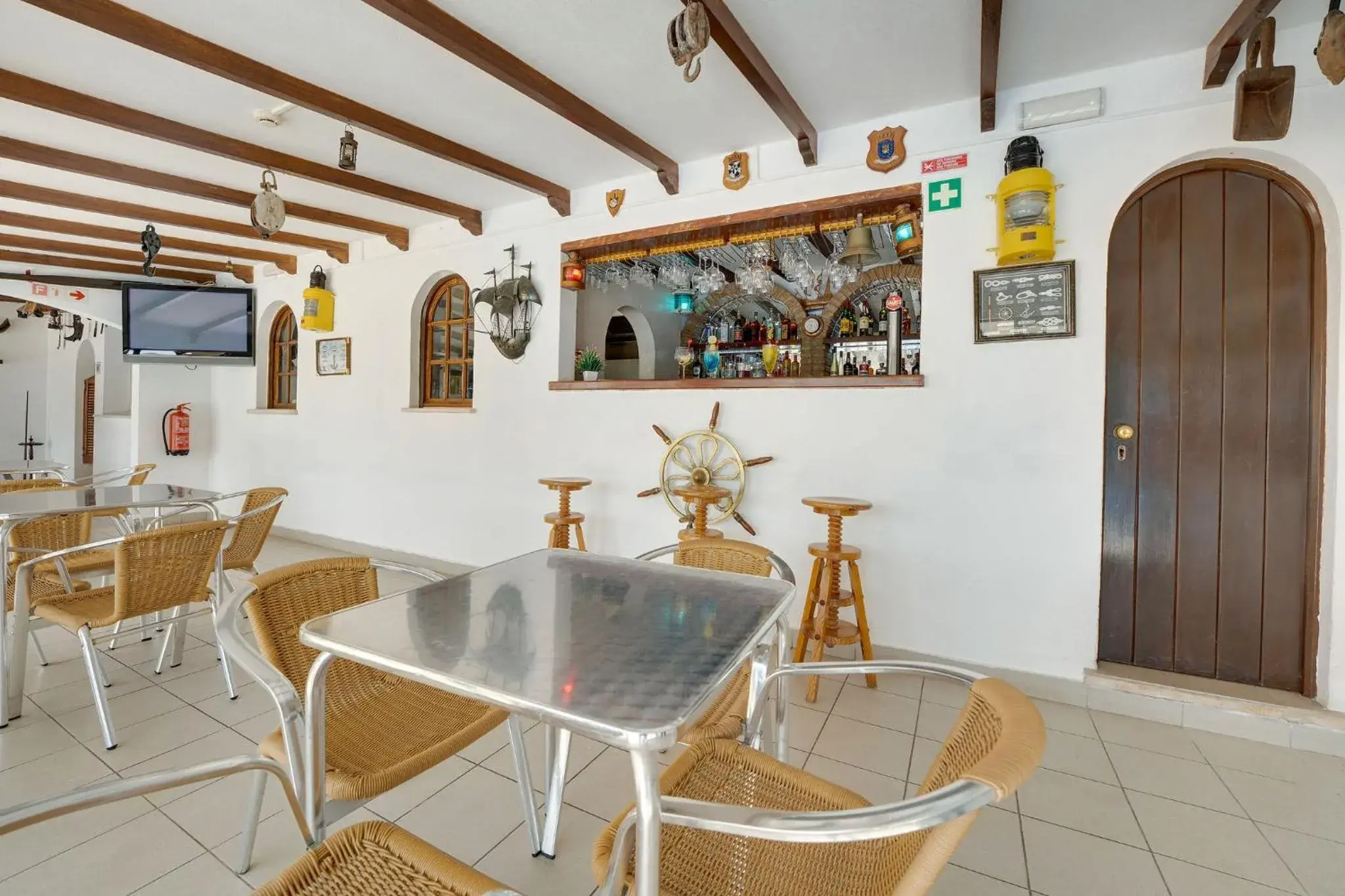 Food and drinks in Muthu Balaia Sol Food and drinks in Muthu Balaia Sol