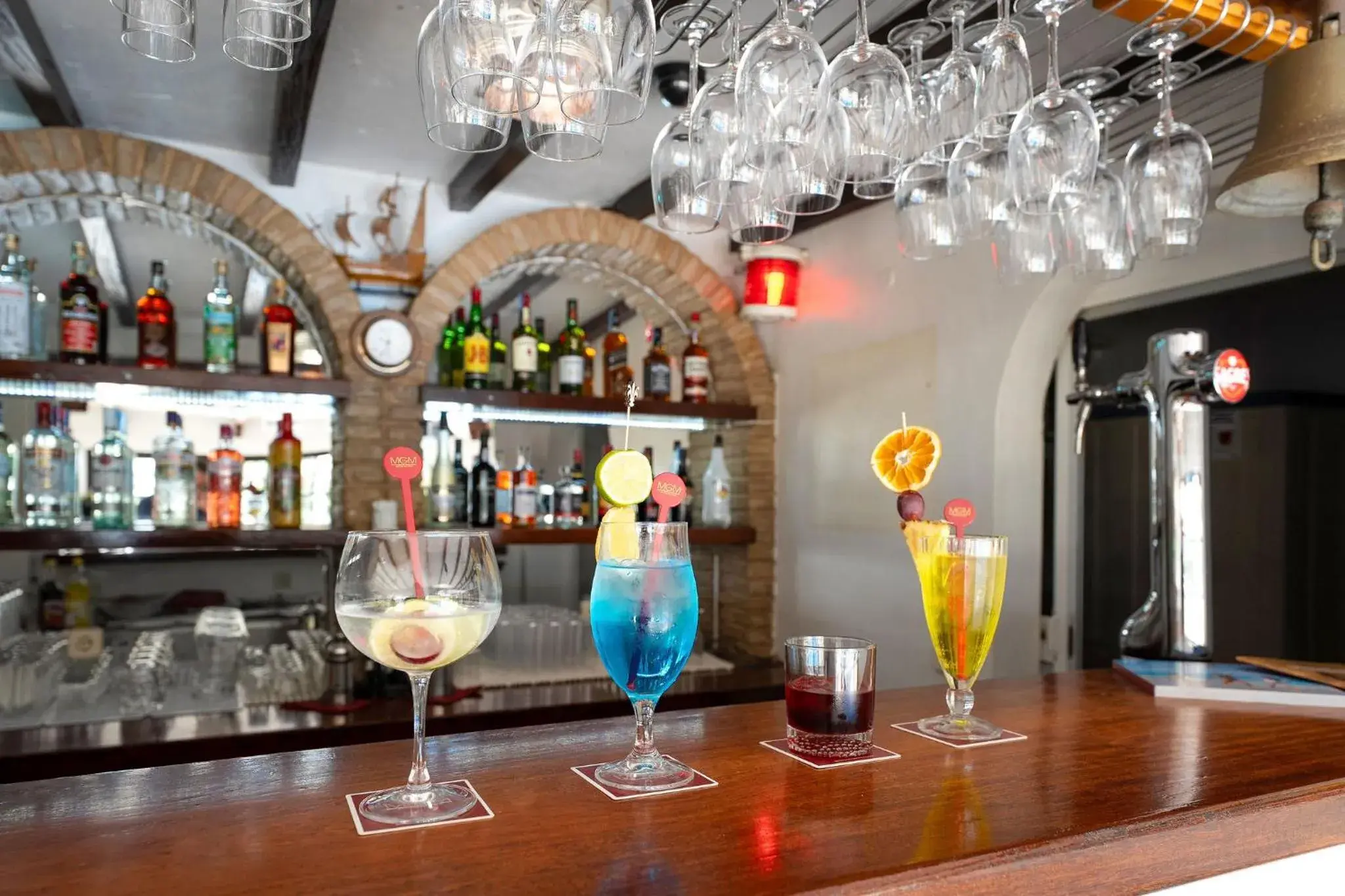 Lounge or bar in Muthu Balaia Sol Lounge or bar in Muthu Balaia Sol