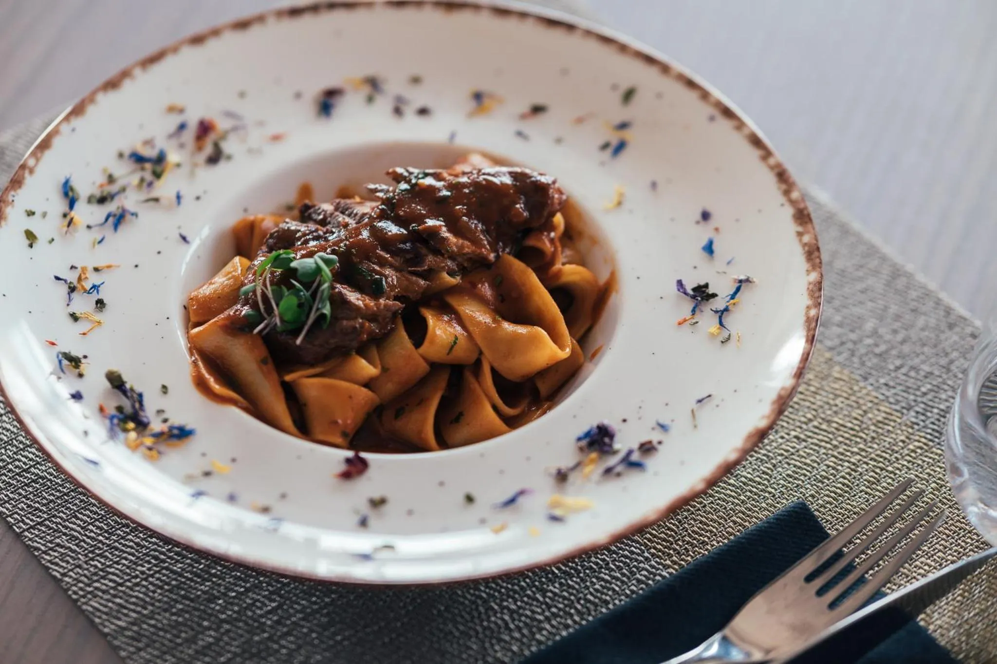 Restaurant/places to eat in My Way Hotel & Events