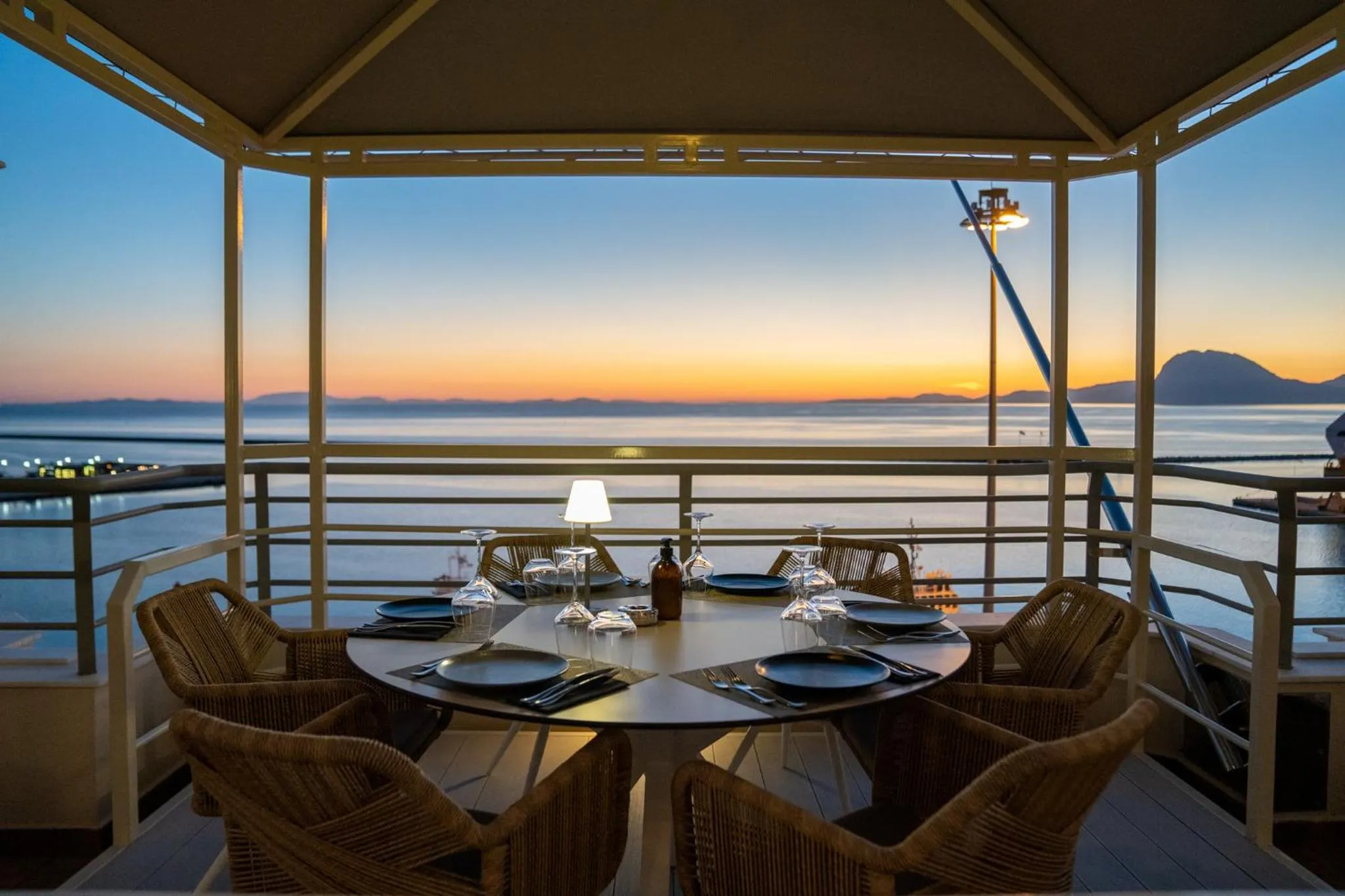 Restaurant/places to eat in My Way Hotel & Events