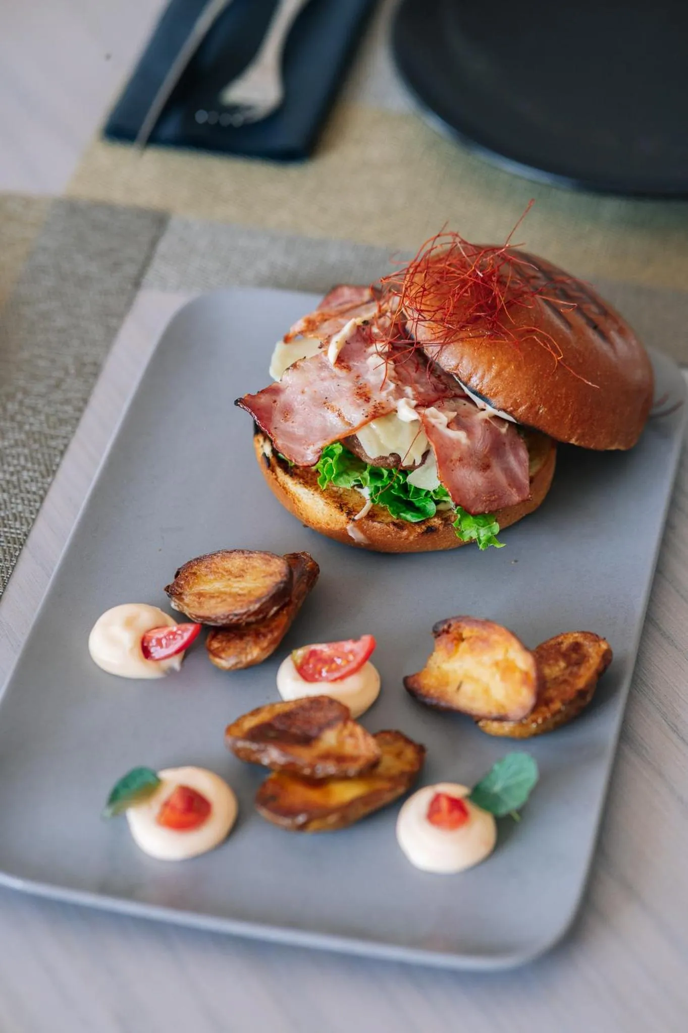 Restaurant/places to eat in My Way Hotel & Events