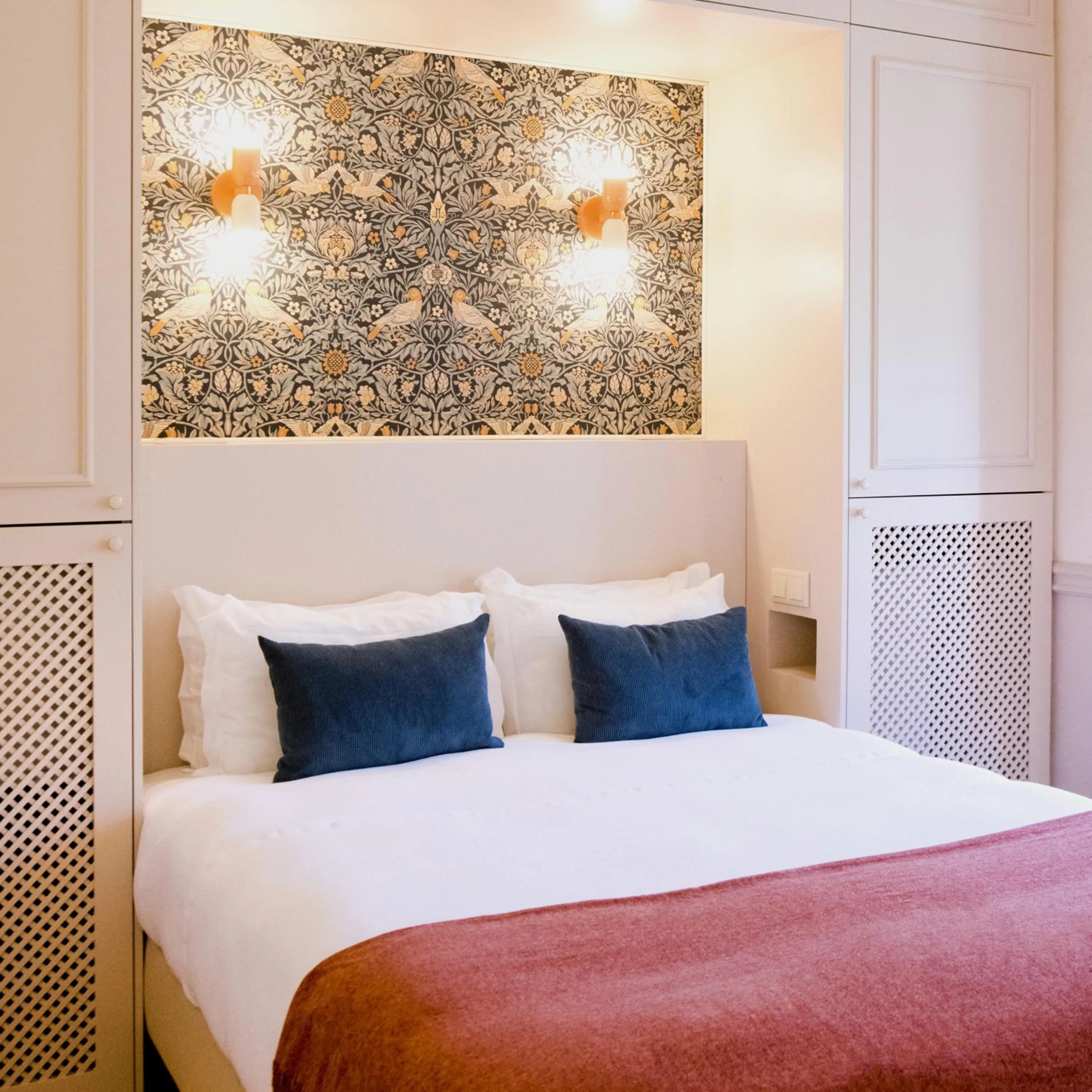 Bed in York House Lisboa Hotel