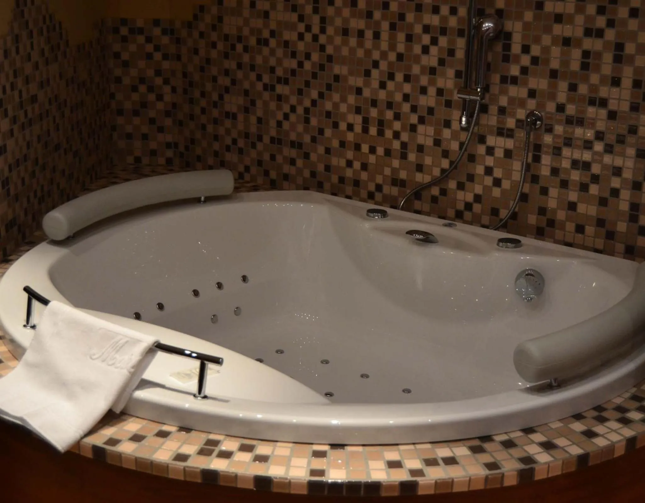Bathroom in Hotel Motel 2