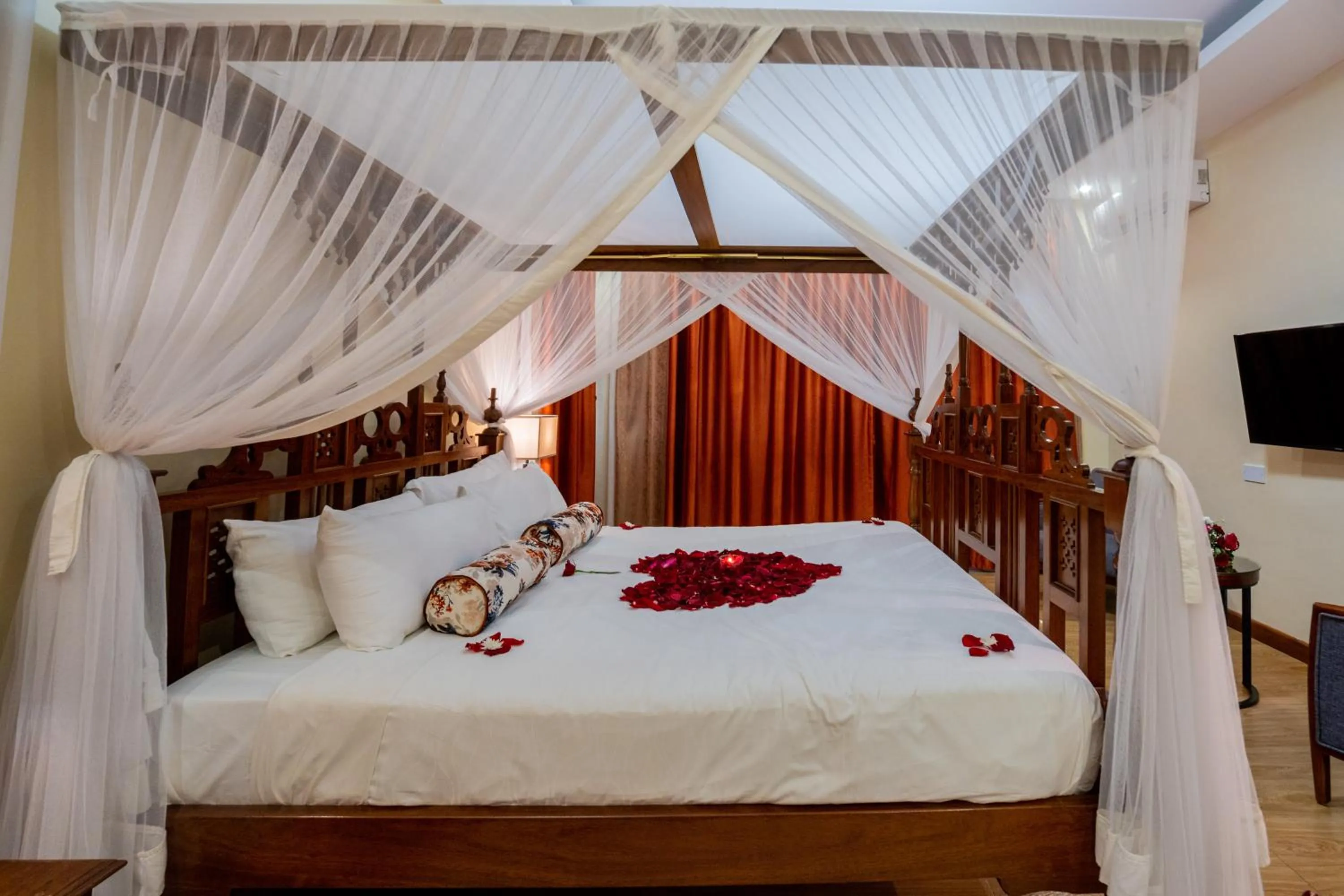 Bed in Ciala Resort Hotels In Kisumu