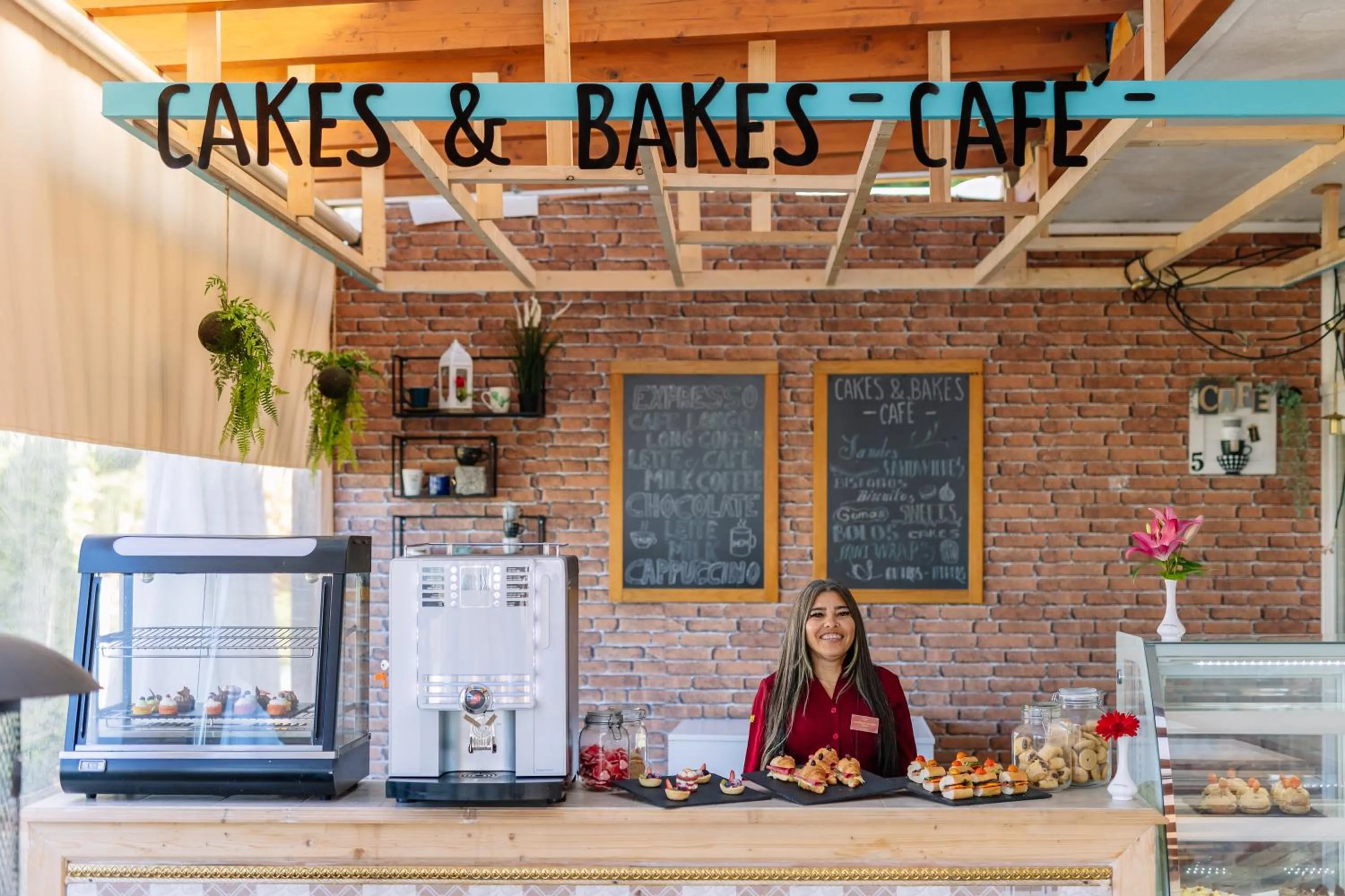 Restaurant/places to eat in Muthu Clube Praia da Oura