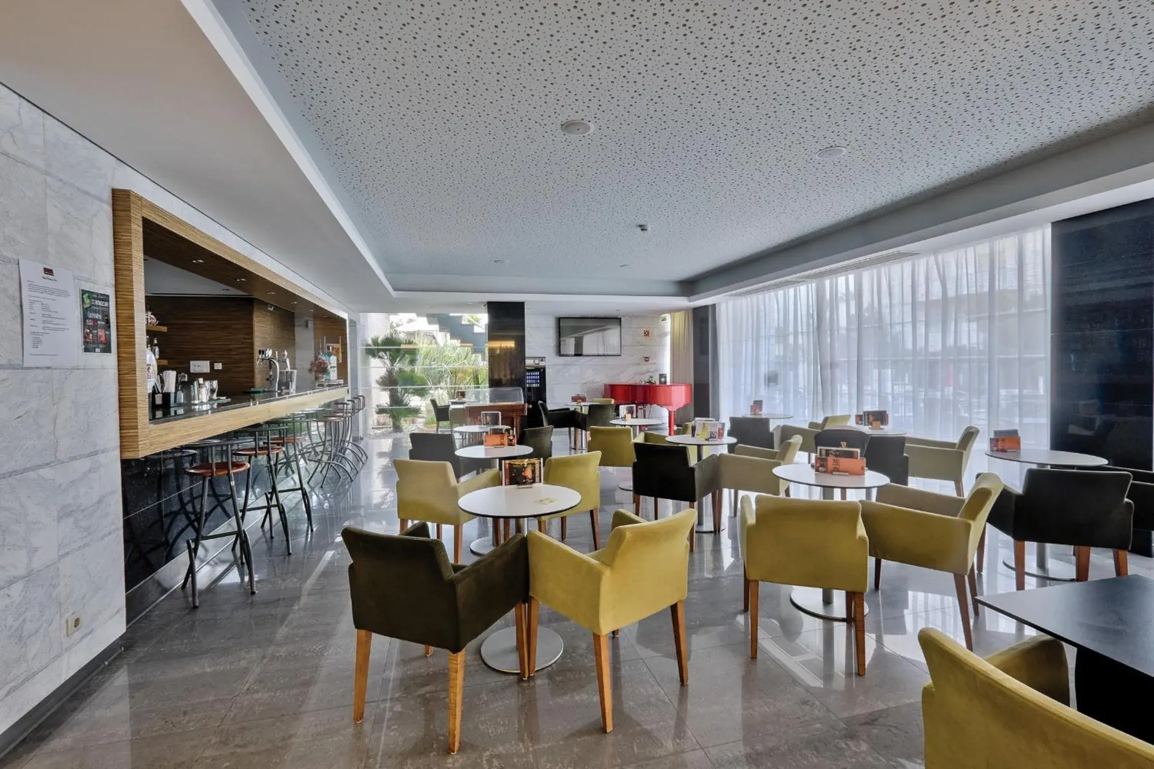 Restaurant/places to eat in Muthu Clube Praia da Oura Restaurant/places to eat in Muthu Clube Praia da Oura