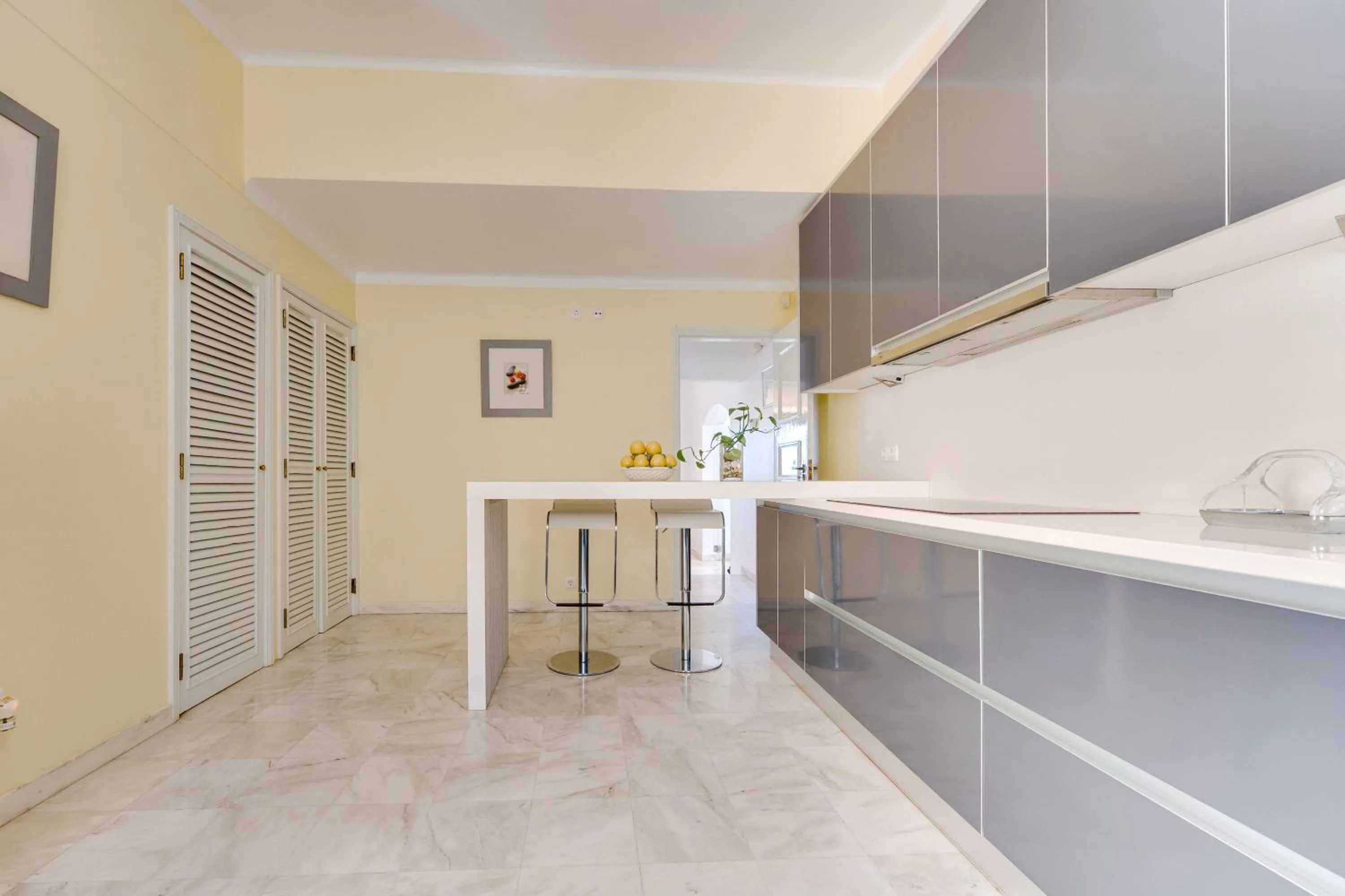 Kitchen or kitchenette in Muthu Clube Praia da Oura