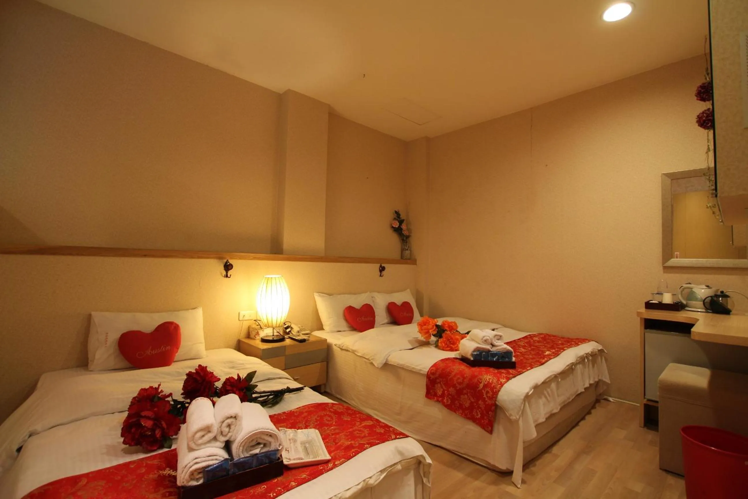 Bed in Tanxiang Resort Hotel Sun Moon Lake Harbour - Sun Moon Lake Pier