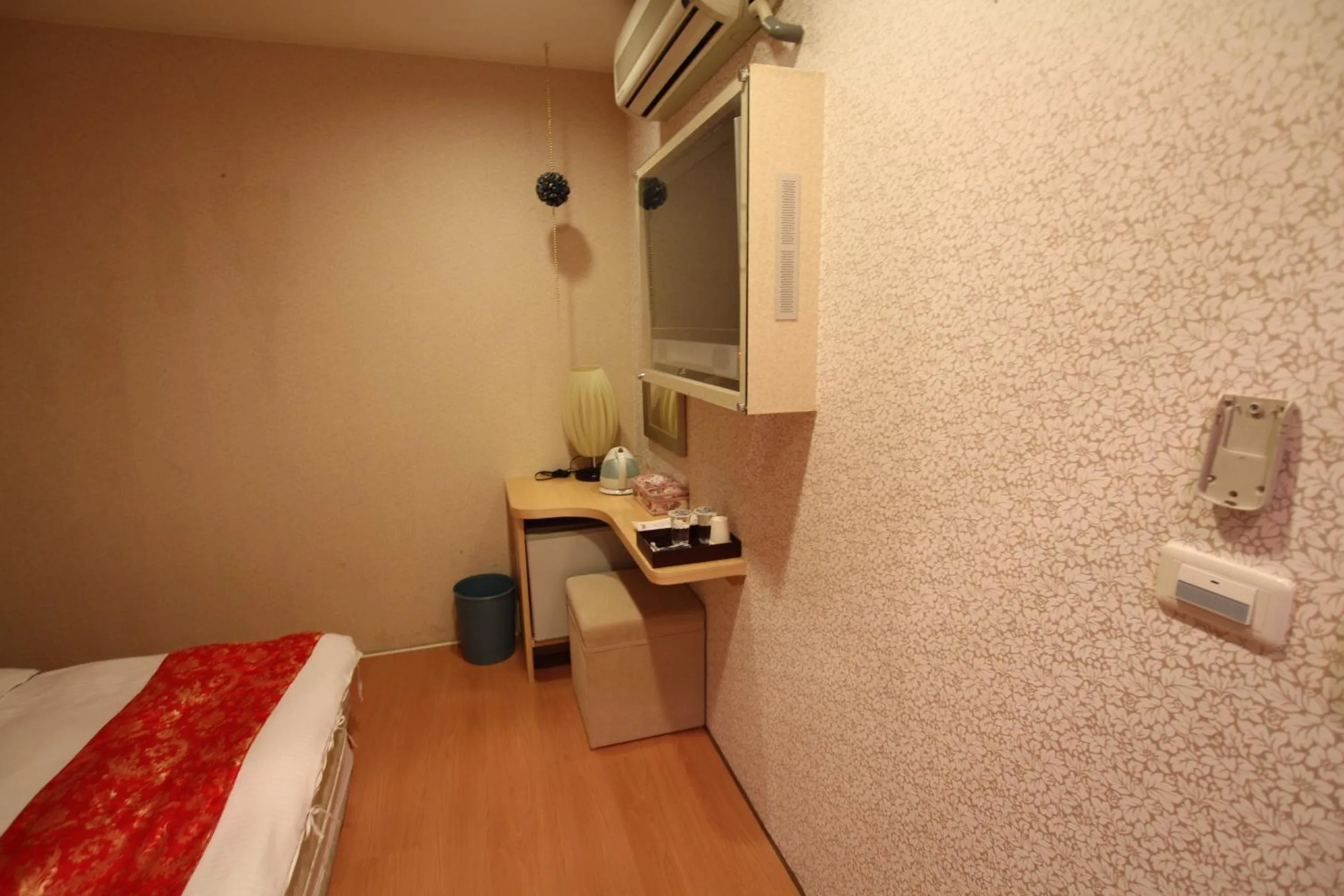 Bed in Tanxiang Resort Hotel Sun Moon Lake Harbour - Sun Moon Lake Pier