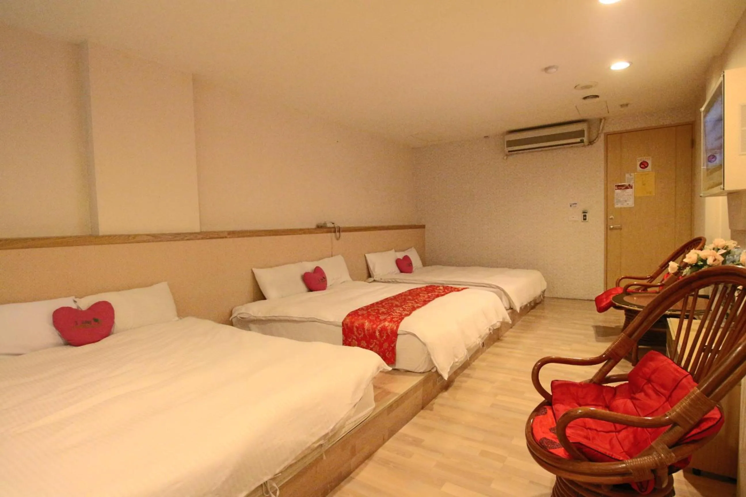 Photo of the whole room, Bed in Tanxiang Resort Hotel Sun Moon Lake Harbour - Sun Moon Lake Pier
