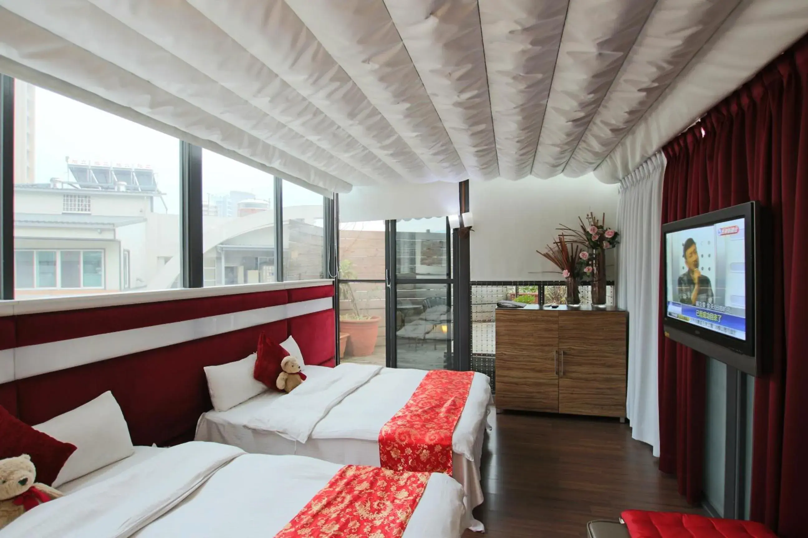 Presidential Suite-with three Sun Moon Lake Boat tickets in Tanxiang Resort Hotel Sun Moon Lake Harbour - Sun Moon Lake Pier Presidential Suite-with three Sun Moon Lake Boat tickets in Tanxiang Resort Hotel Sun Moon Lake Harbour - Sun Moon Lake Pier