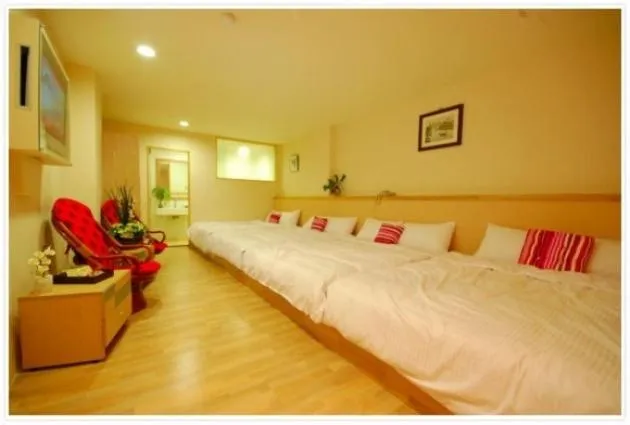 Bed in Tanxiang Resort Hotel Sun Moon Lake Harbour - Sun Moon Lake Pier