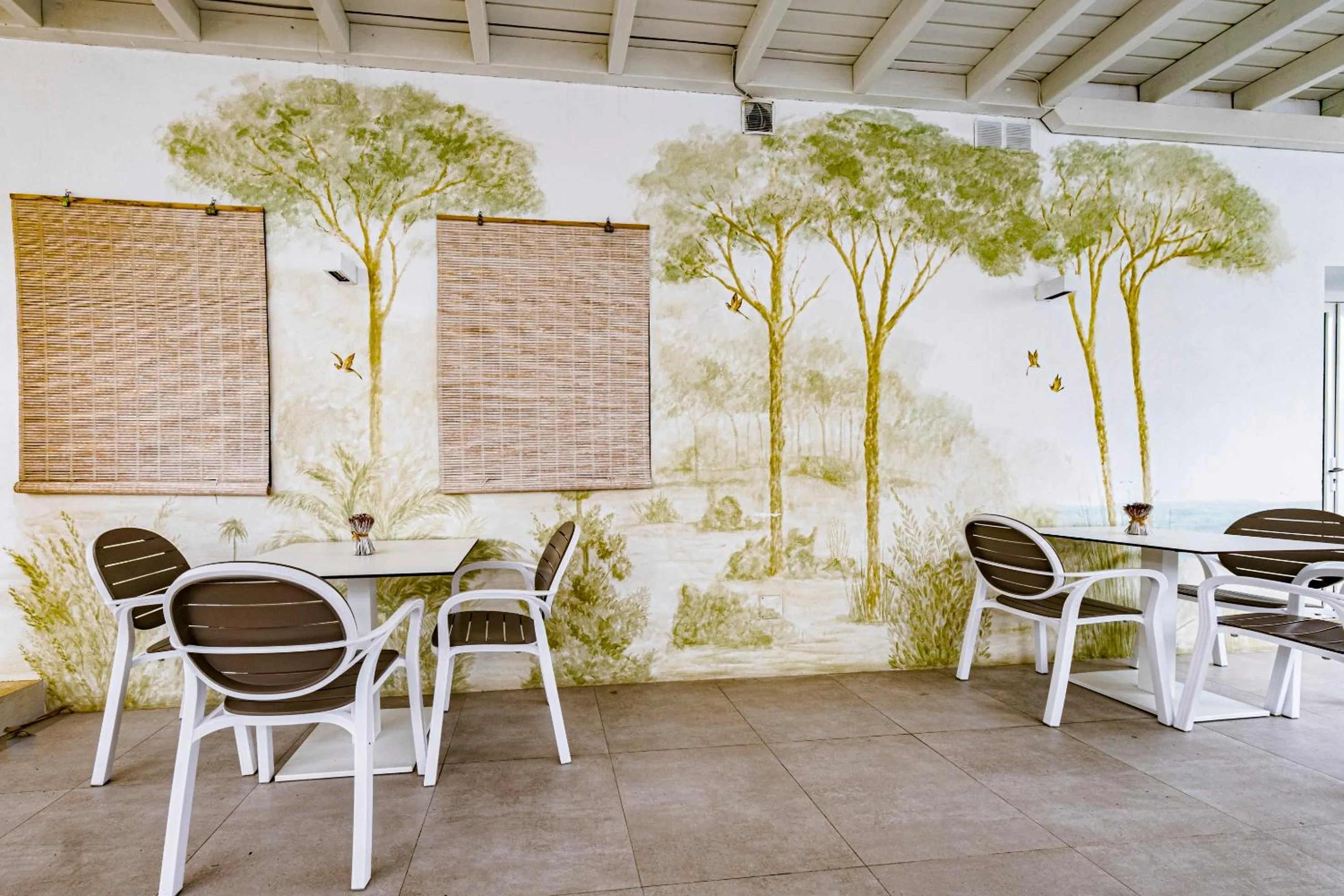 Swimming pool in Labreña Hotel