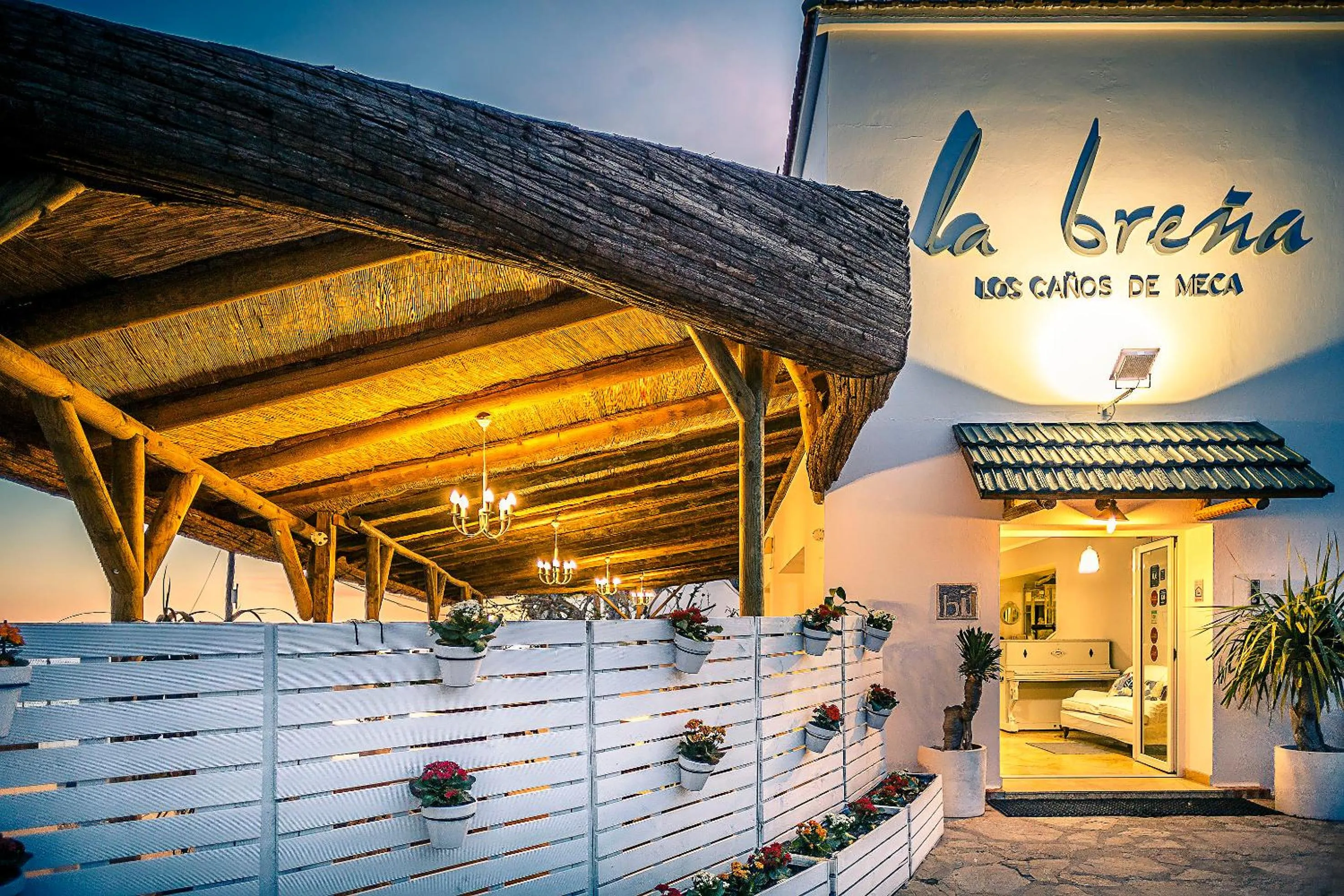 Facade/entrance in Labreña Hotel