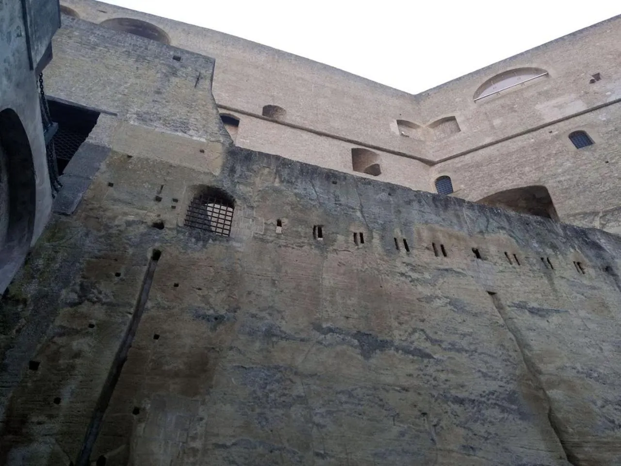 Nearby landmark in L'Atelier Vedi Napoli ai tuoi piedi