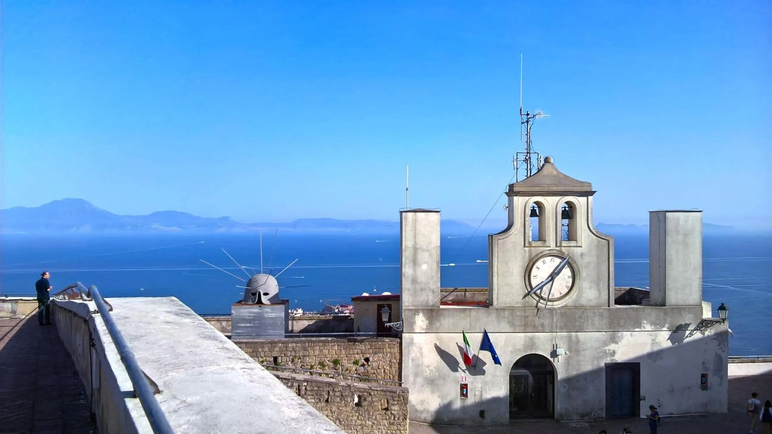 Nearby landmark in L'Atelier Vedi Napoli ai tuoi piedi