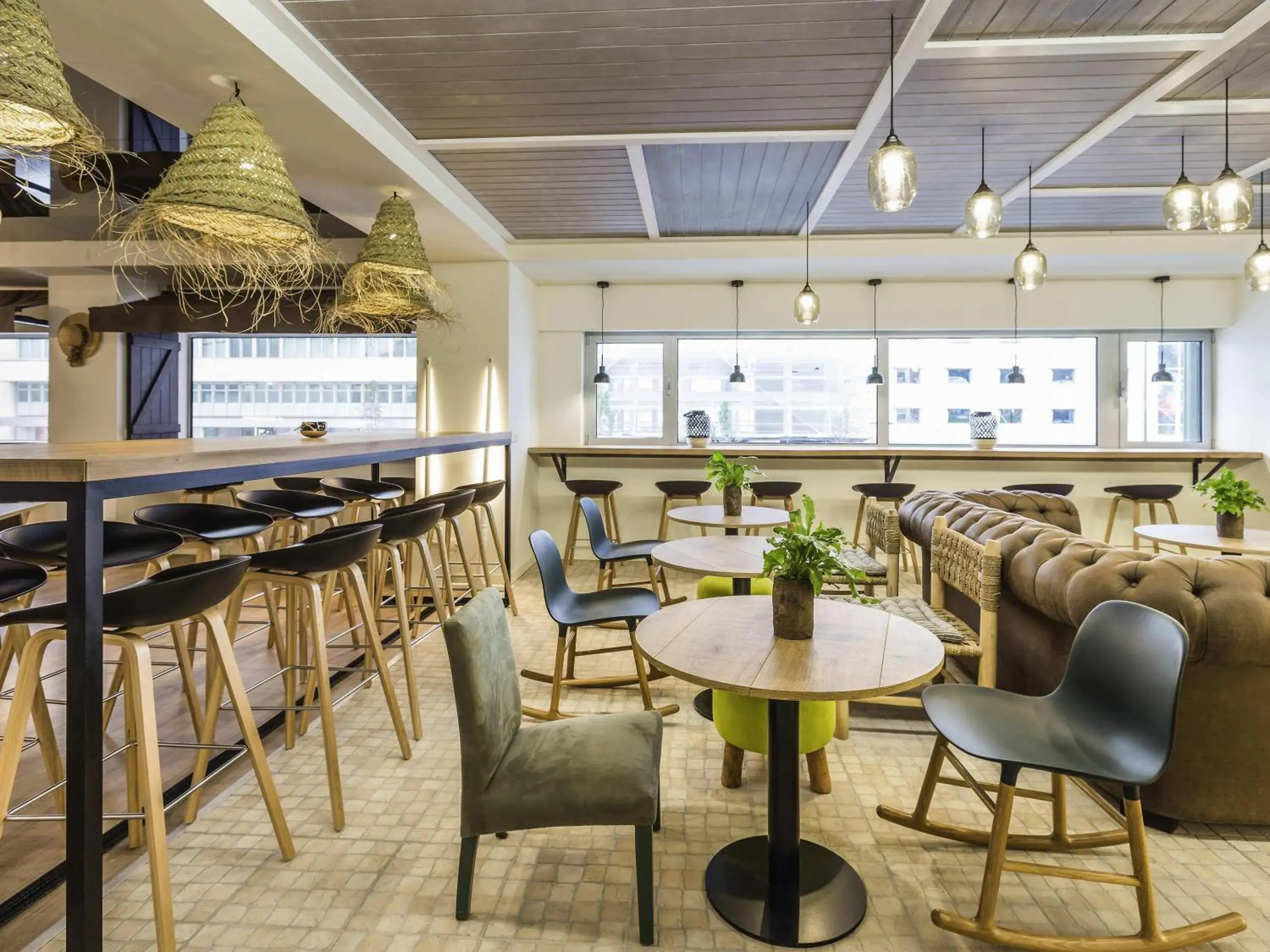 Lounge or bar in Ibis Styles Lisboa Centro Marquês de Pombal Lounge or bar in Ibis Styles Lisboa Centro Marquês de Pombal