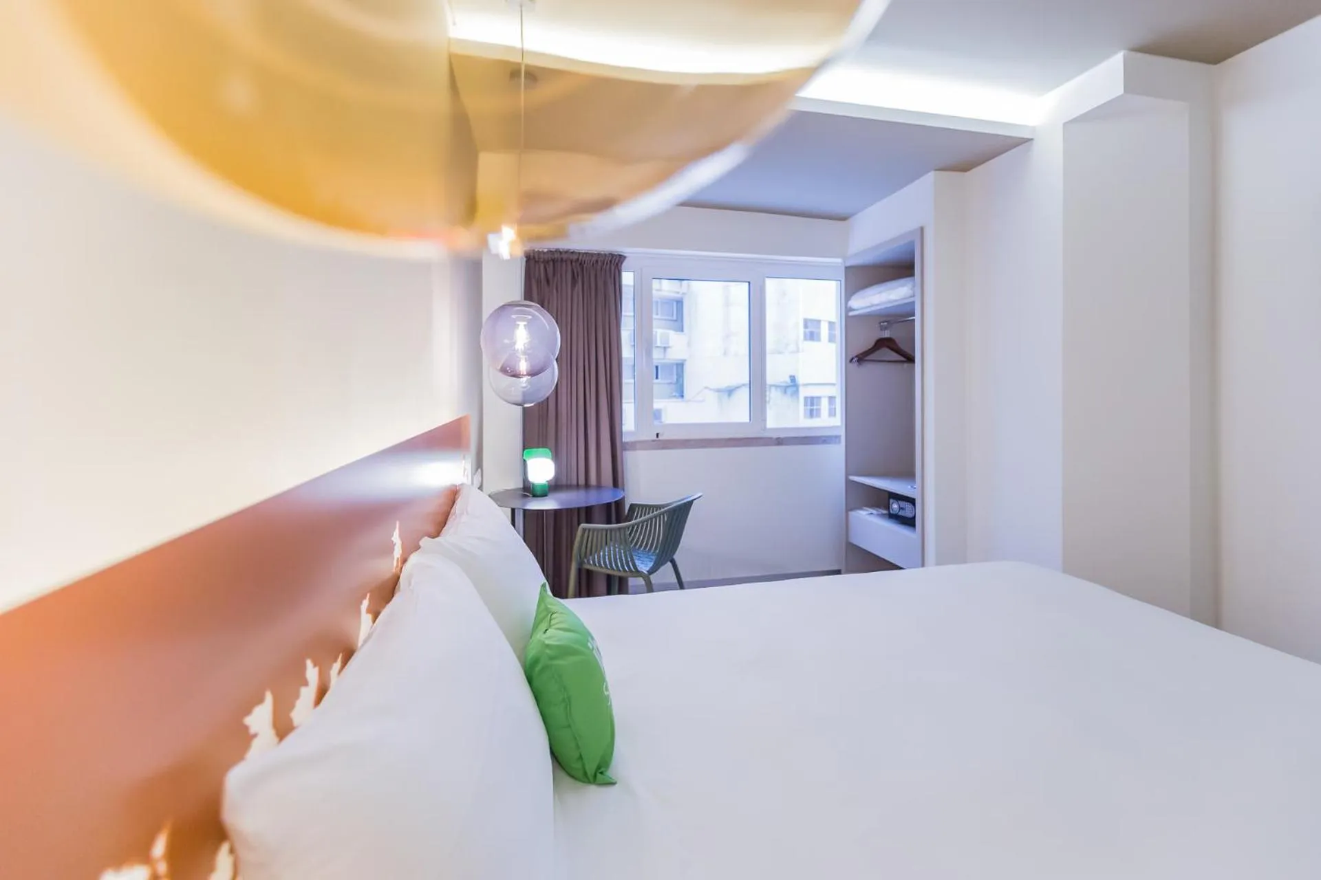 Bedroom, Bed in Ibis Styles Lisboa Centro Marquês de Pombal