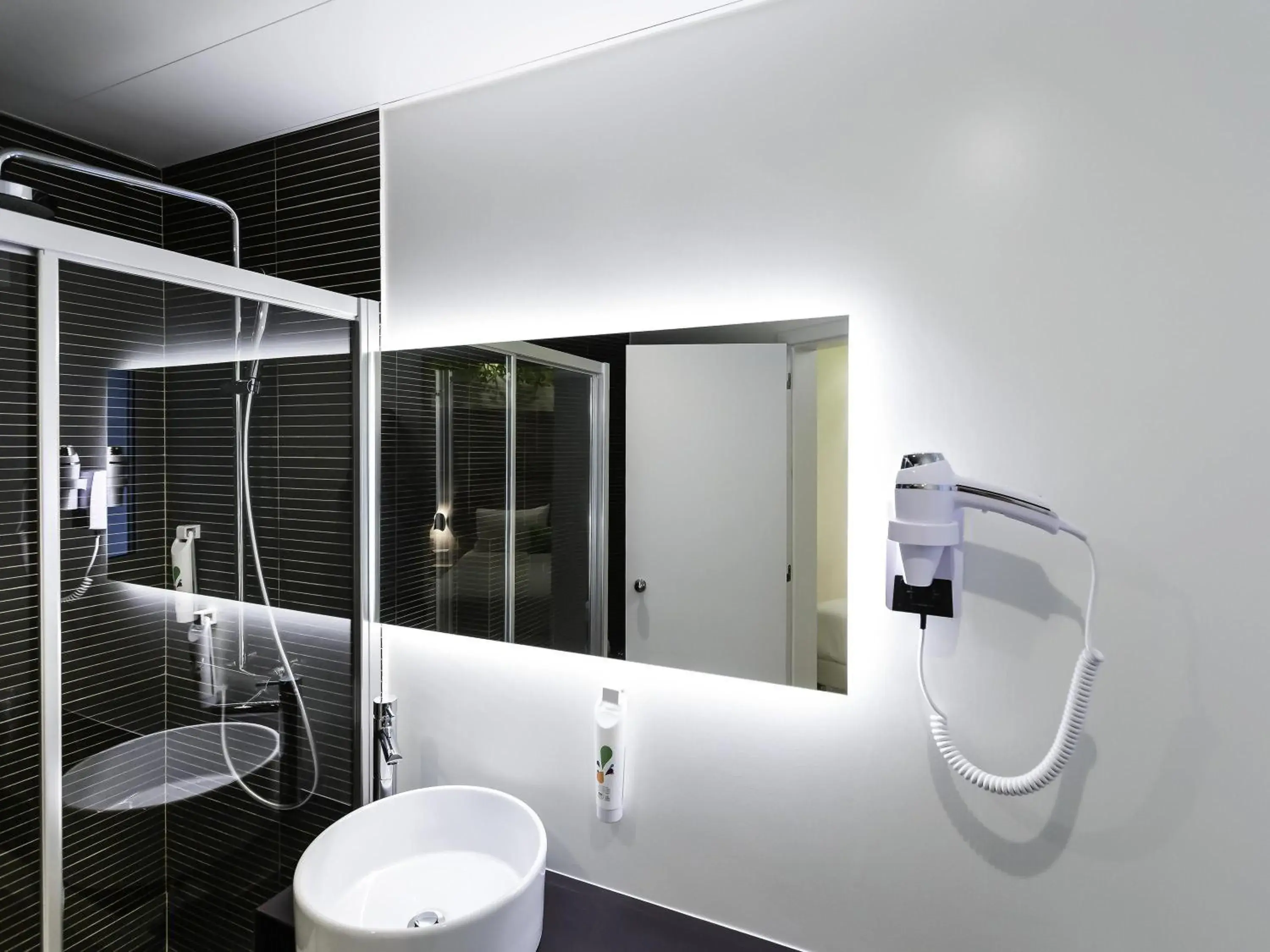 Bedroom in Ibis Styles Lisboa Centro Marquês de Pombal Bedroom in Ibis Styles Lisboa Centro Marquês de Pombal