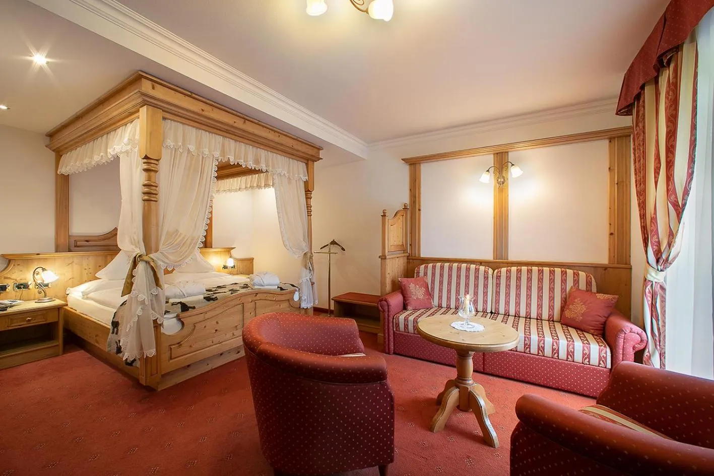 Bed in Hotel Alpenrose