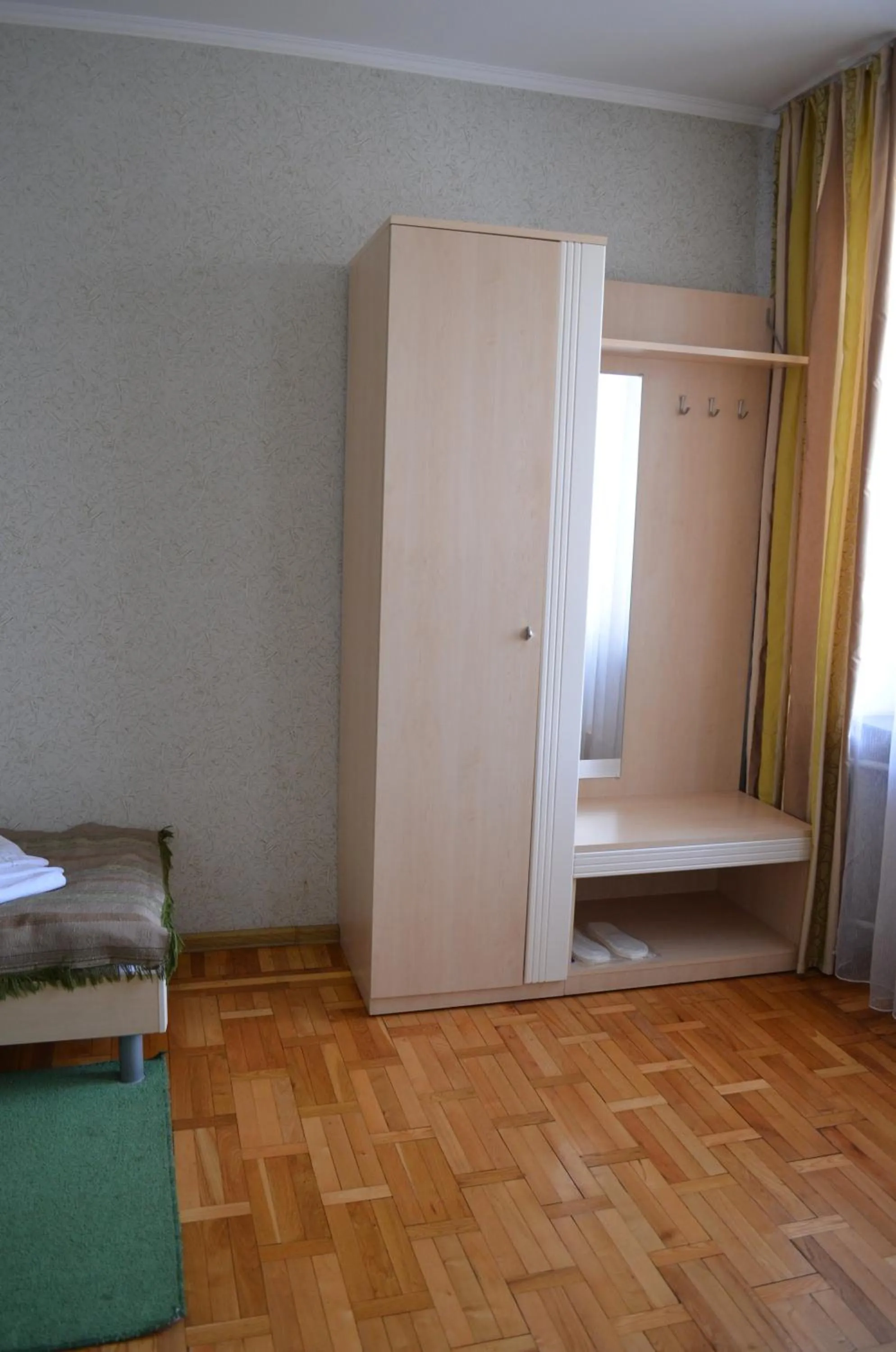 Bed in Gostiniy Dvor