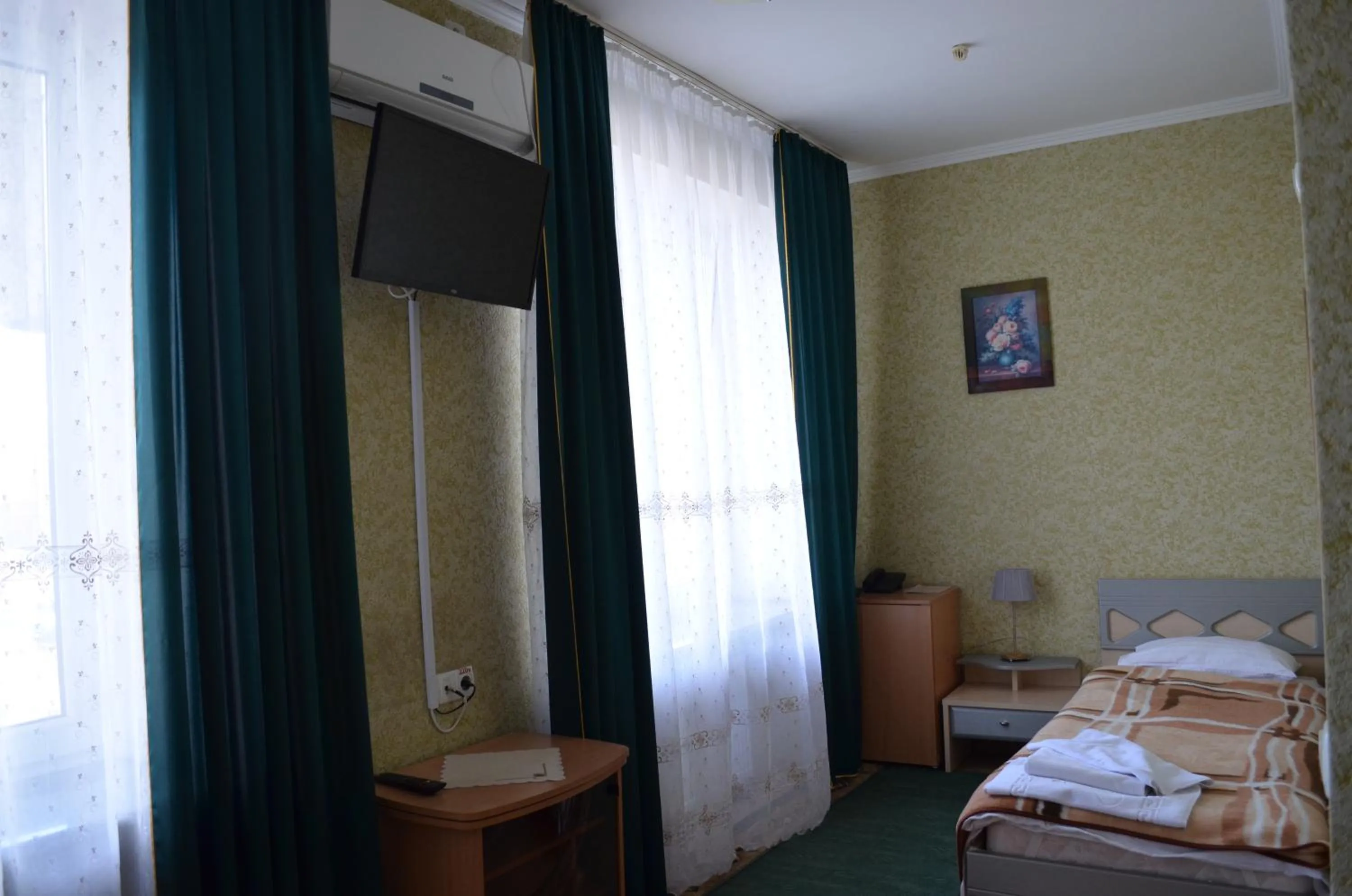 Bed in Gostiniy Dvor