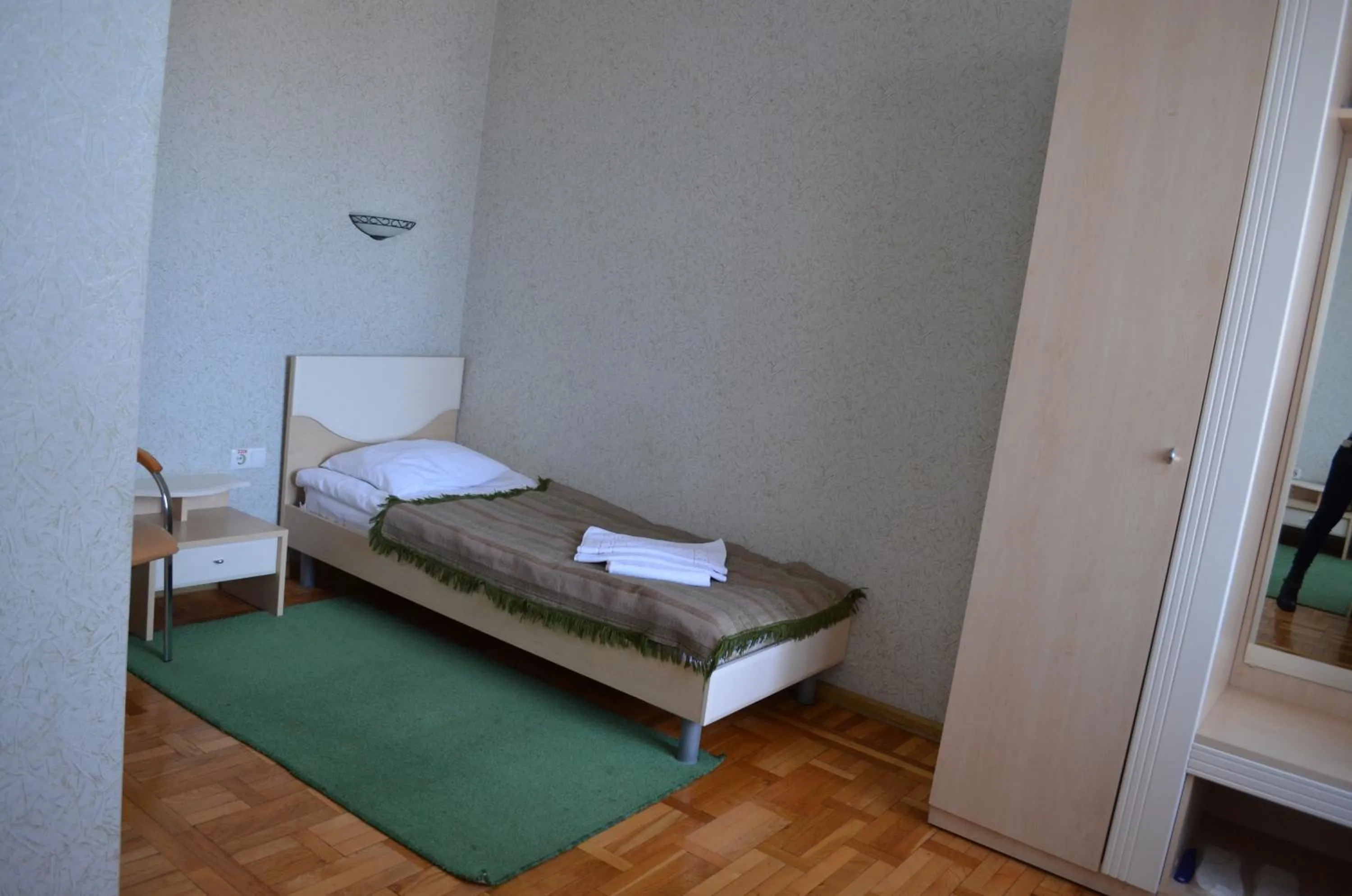 Bed in Gostiniy Dvor