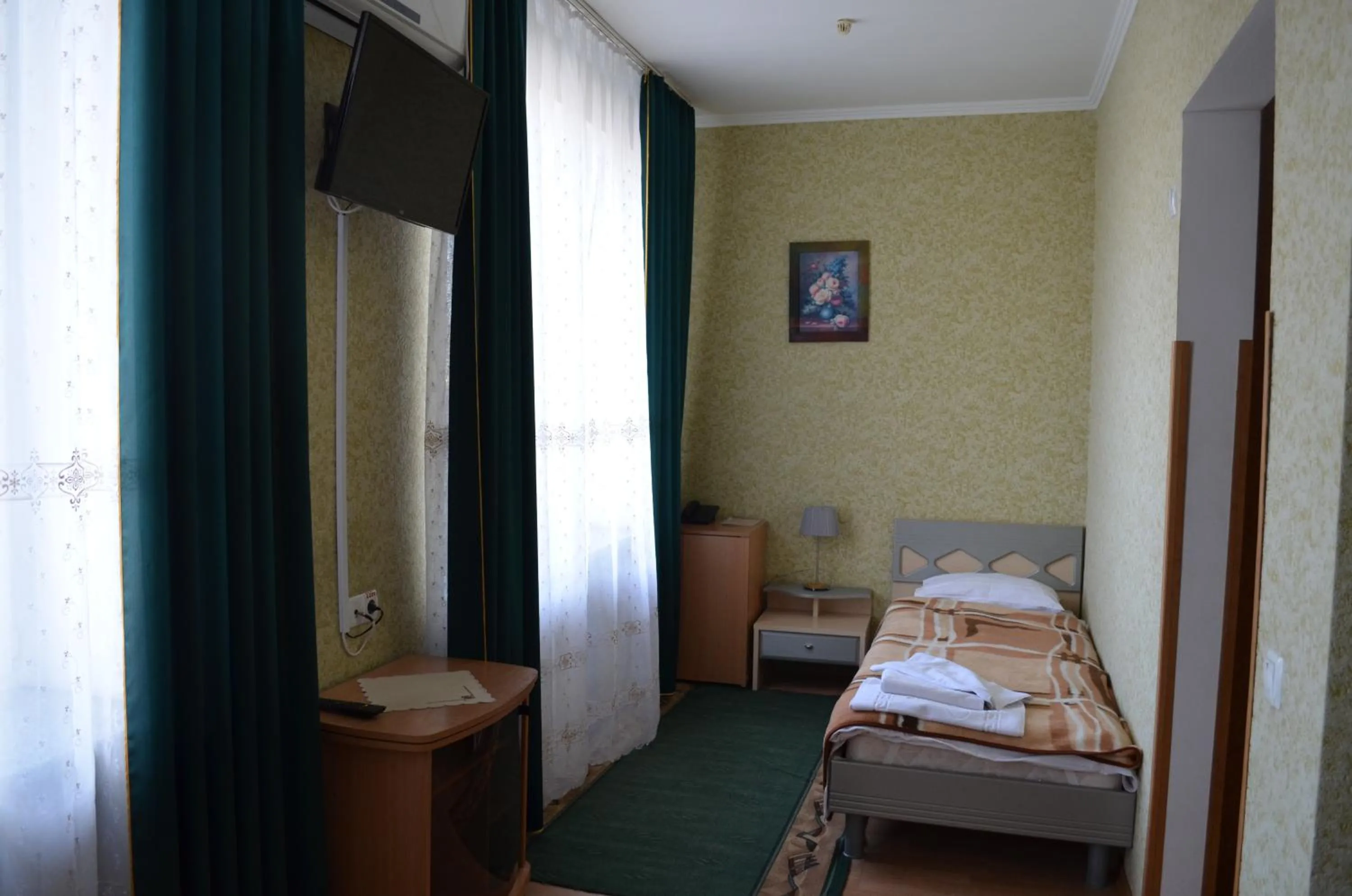 Bed in Gostiniy Dvor