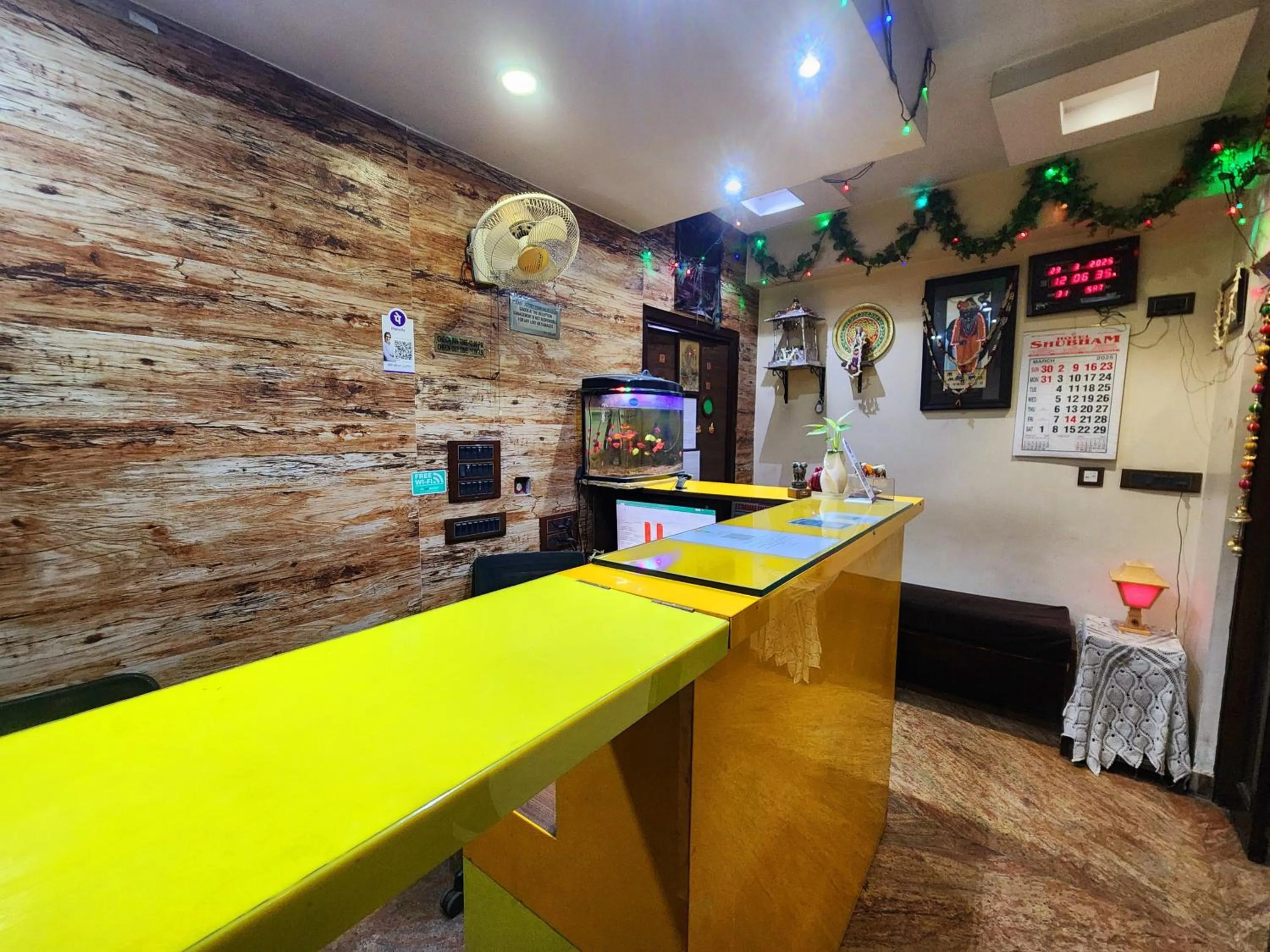 Lobby or reception in Bhammar's Inn - A Pure Veg