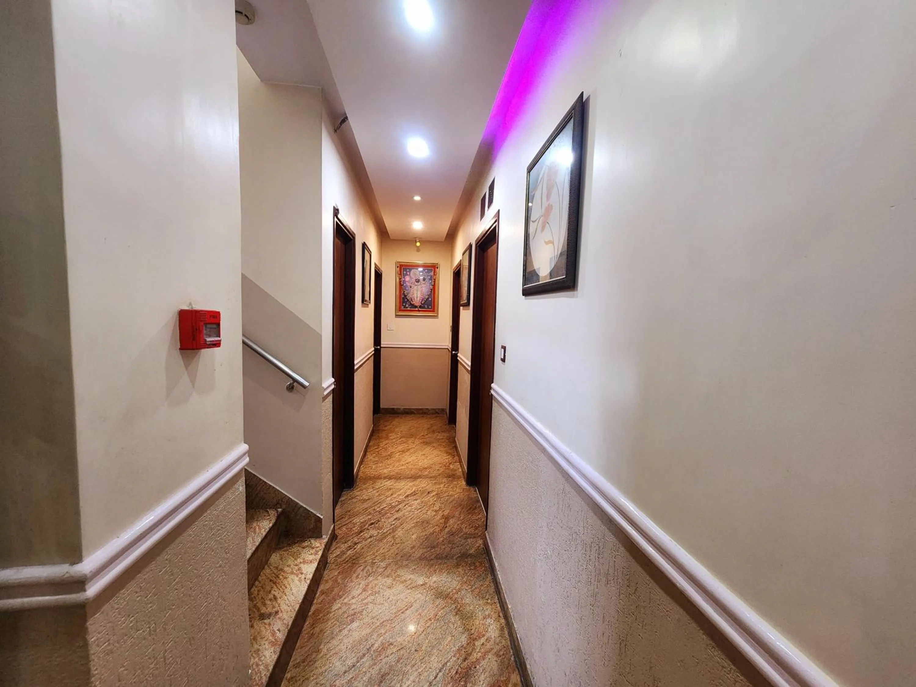 Lobby or reception in Bhammar's Inn - A Pure Veg