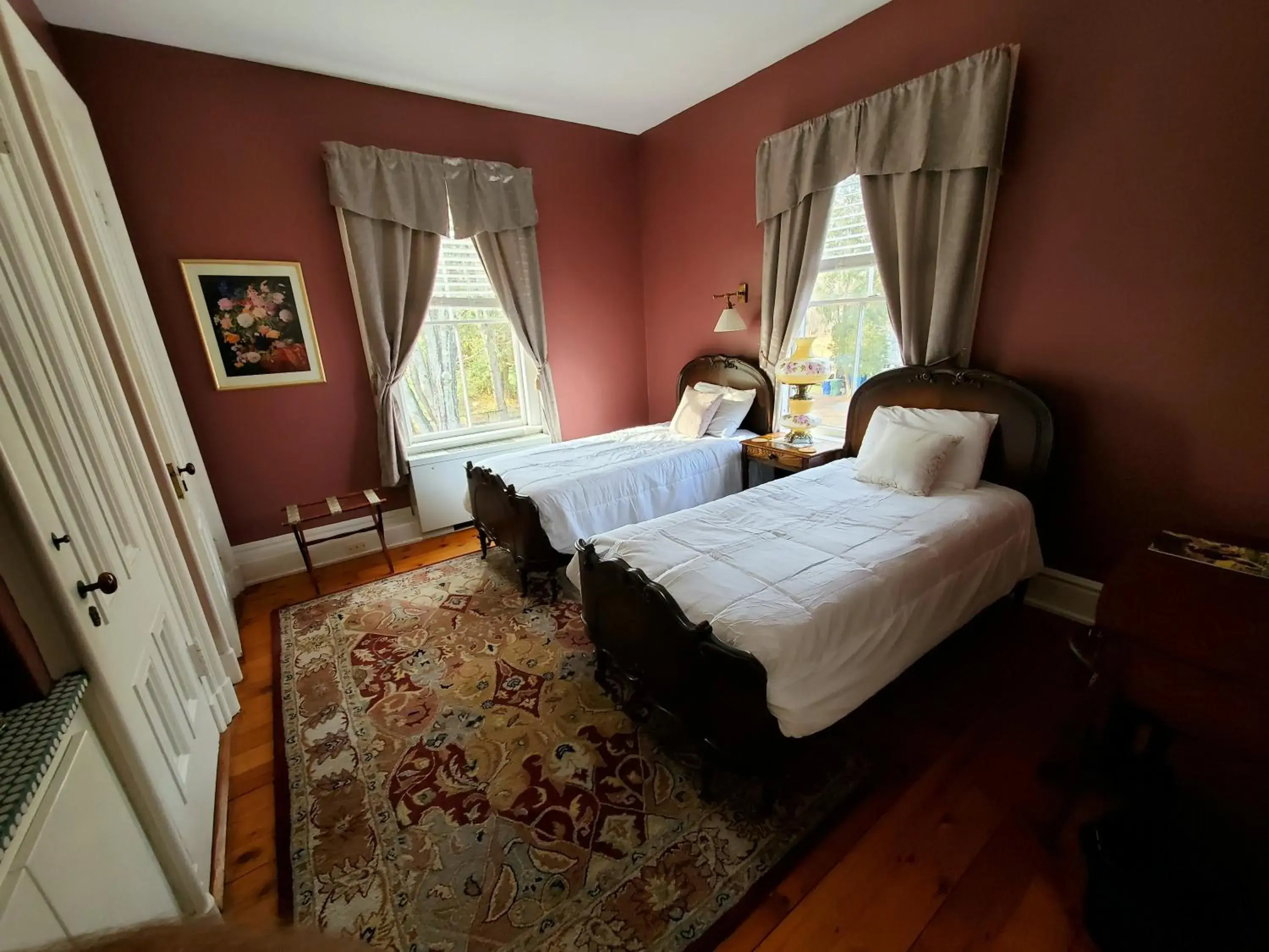Twin Room with Garden View in The Bevin House B&B Twin Room with Garden View in The Bevin House B&B