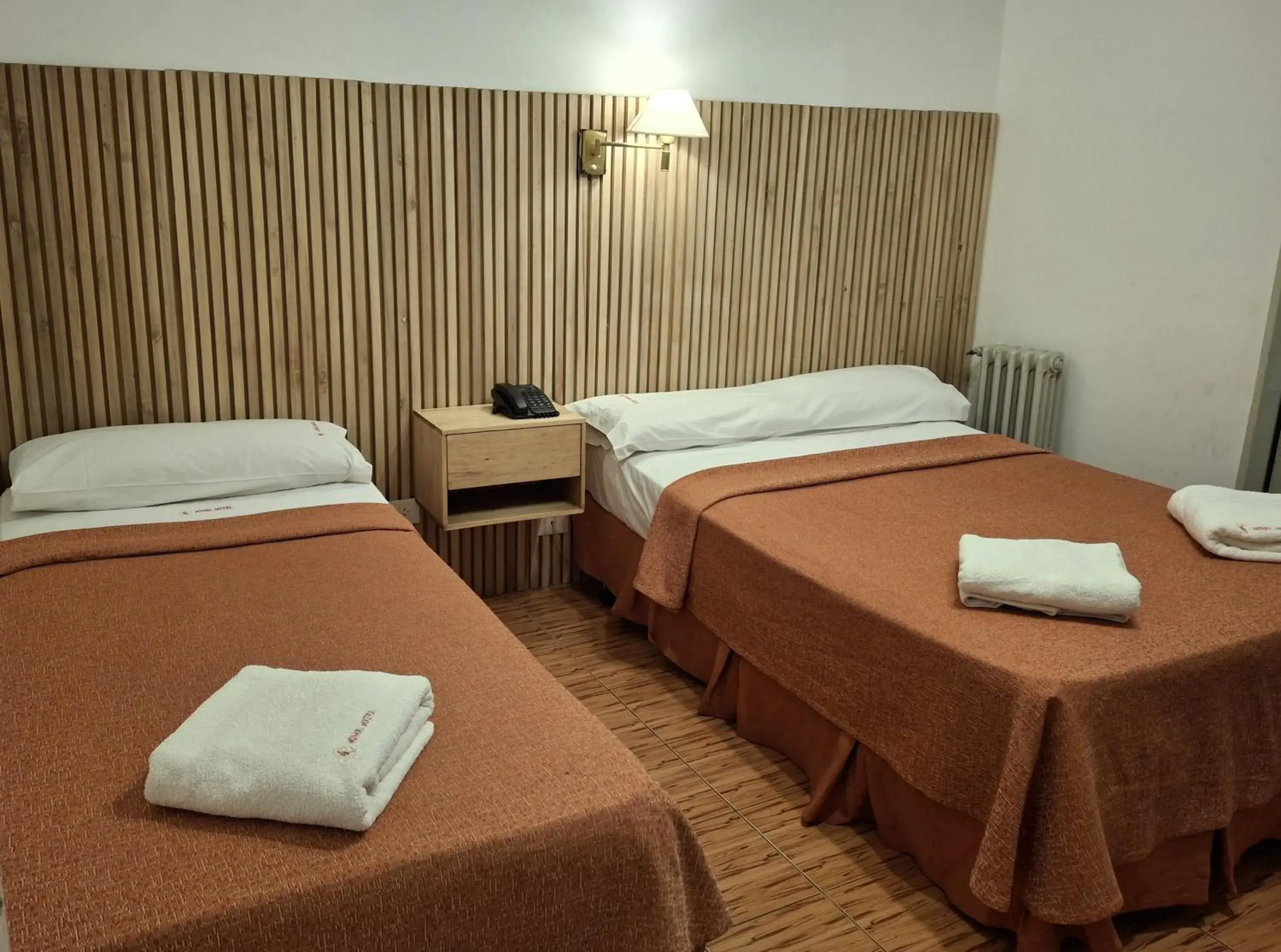 Triple Room in Novel Hotel Triple Room in Novel Hotel