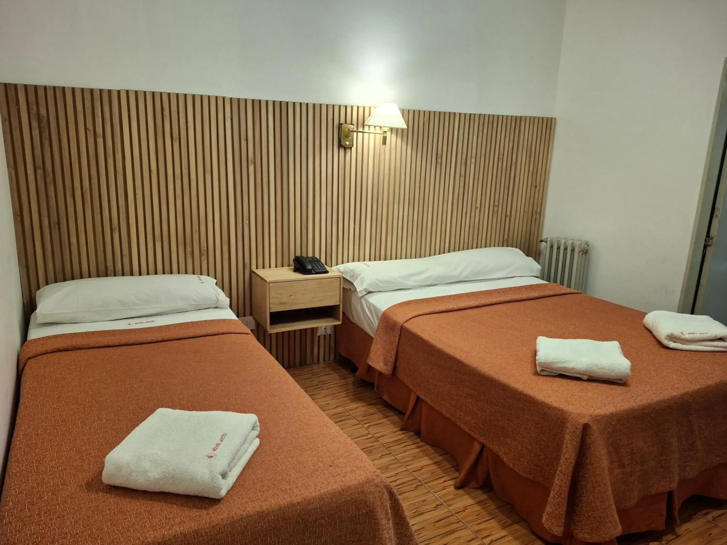 Triple Room in Novel Hotel Triple Room in Novel Hotel