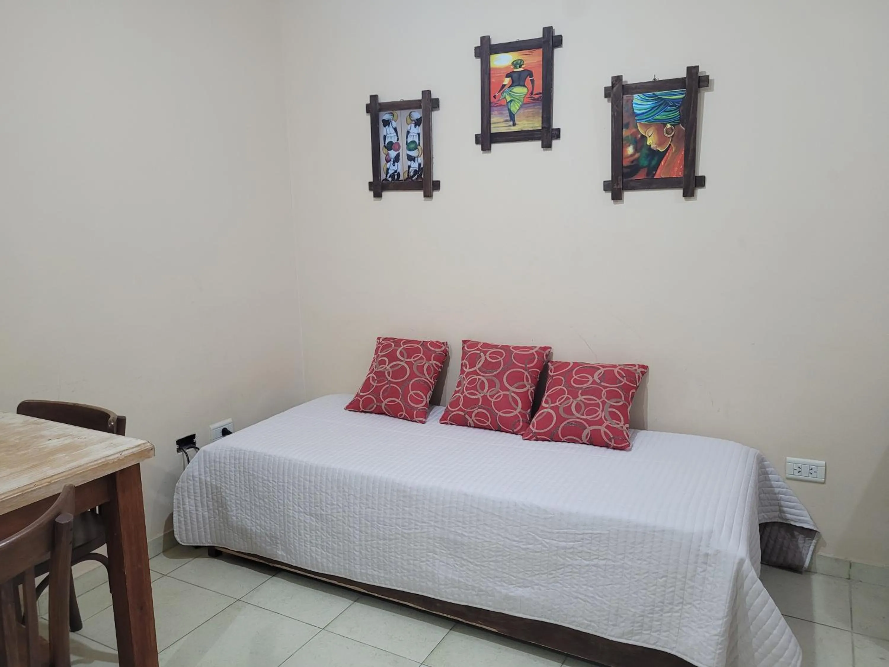Bed in Depto. Centrico