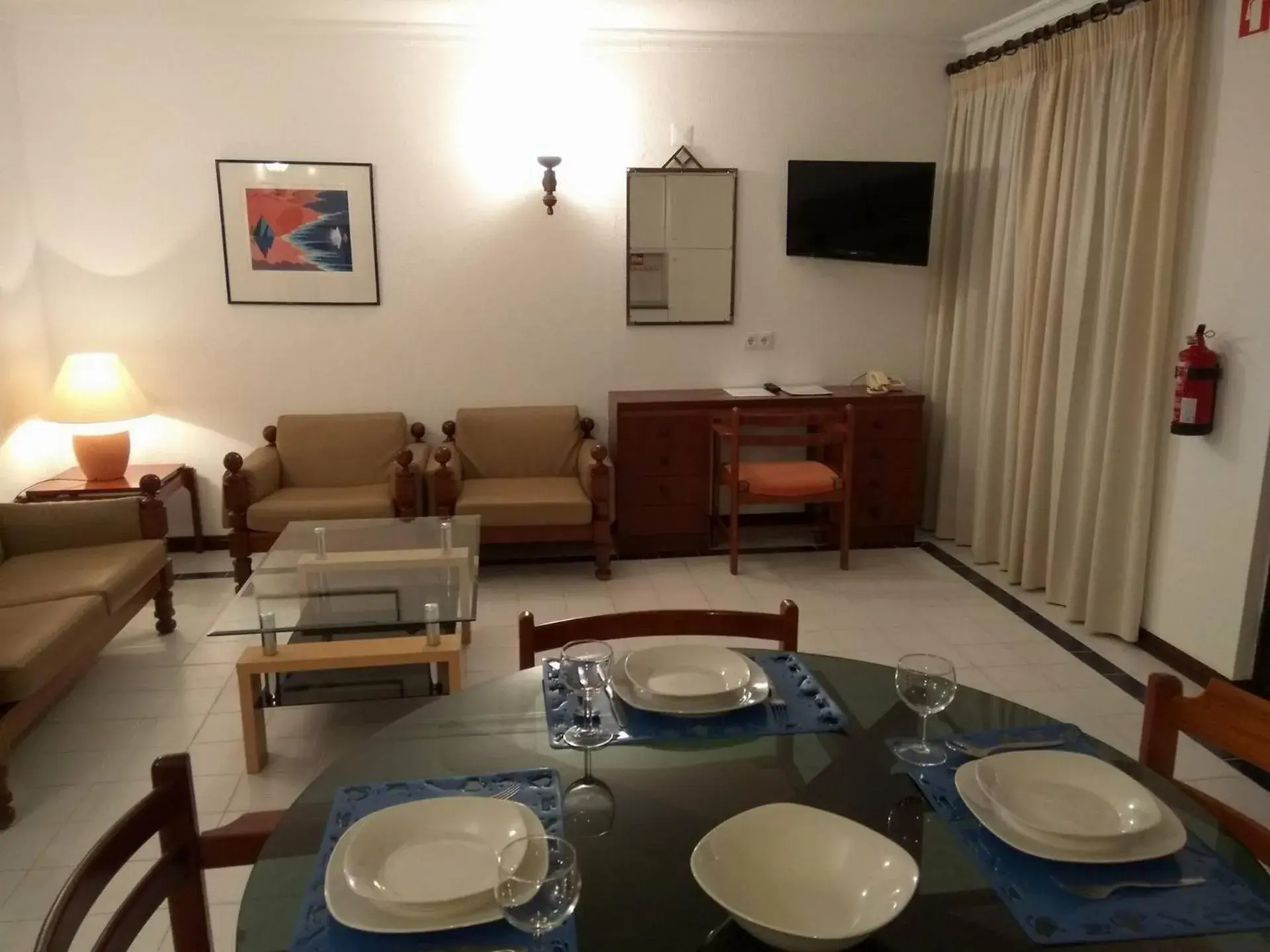 Living room in Apartamentos da Balaia Living room in Apartamentos da Balaia