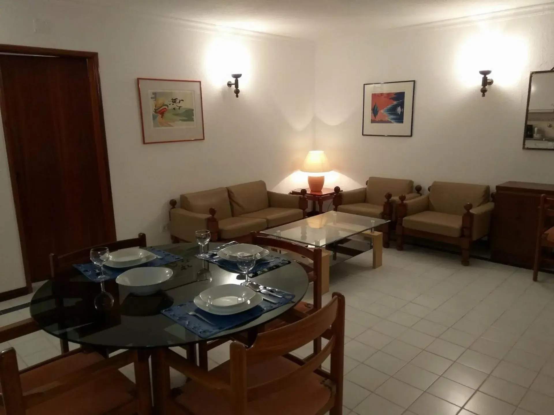 Living room in Apartamentos da Balaia Living room in Apartamentos da Balaia