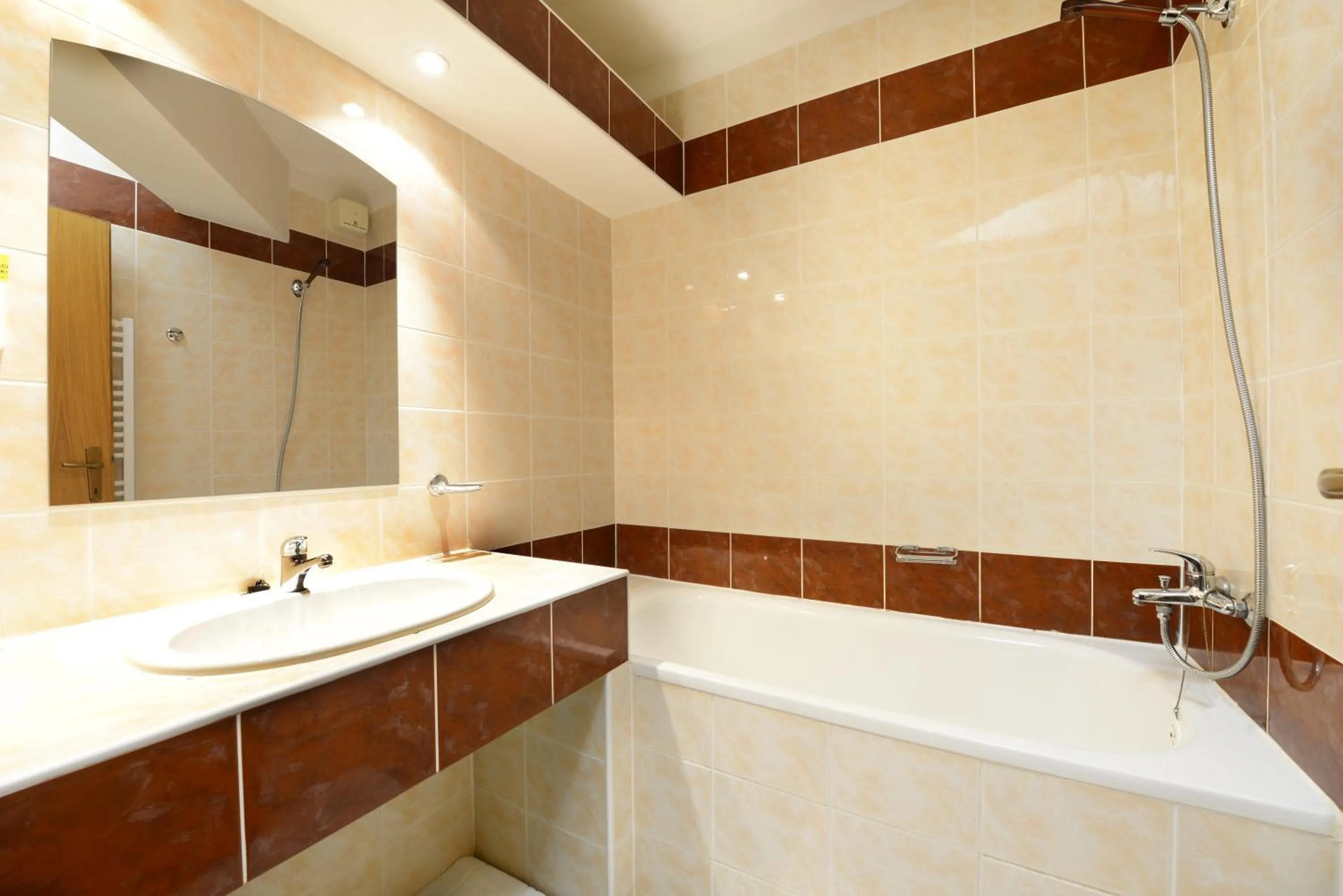 Bathroom in Hotel SOREA TRIGAN