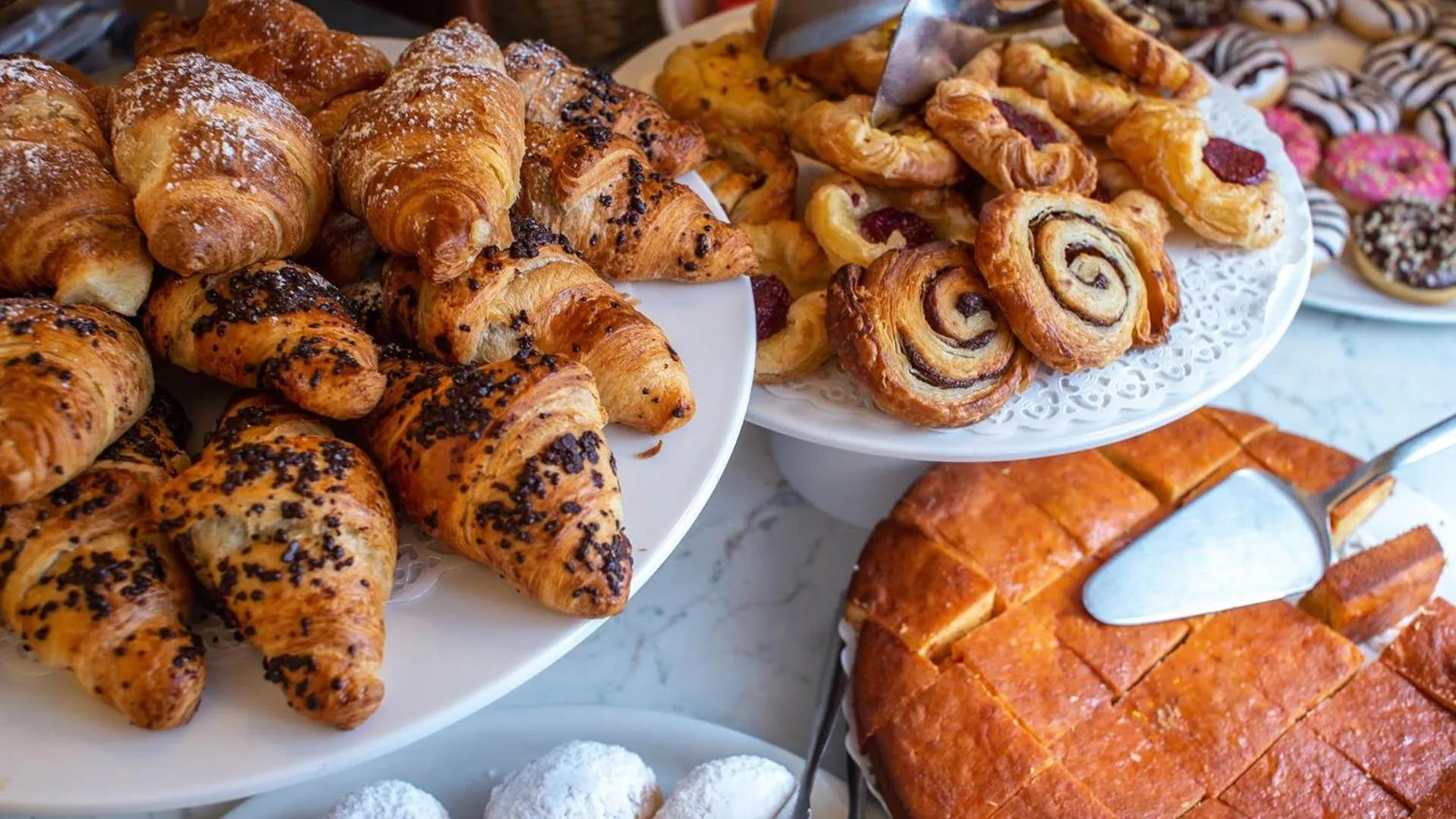 Food in Junior Family Hotel