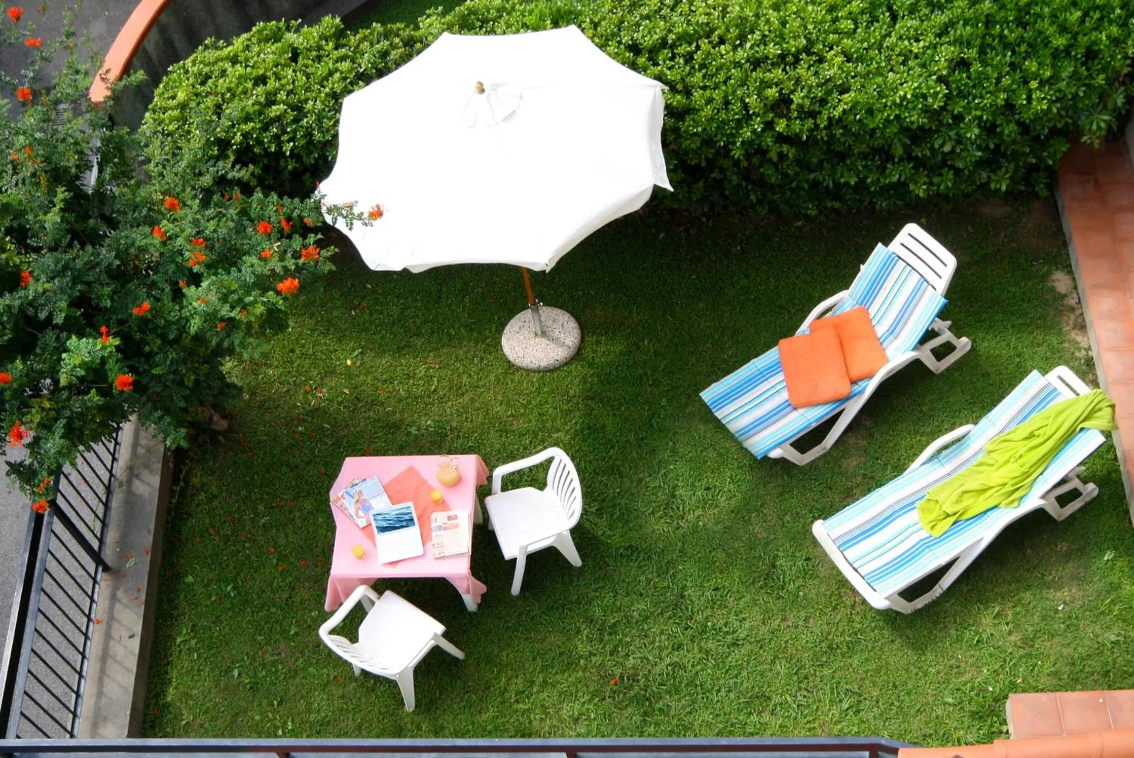 Garden view in Residence La Meridiana