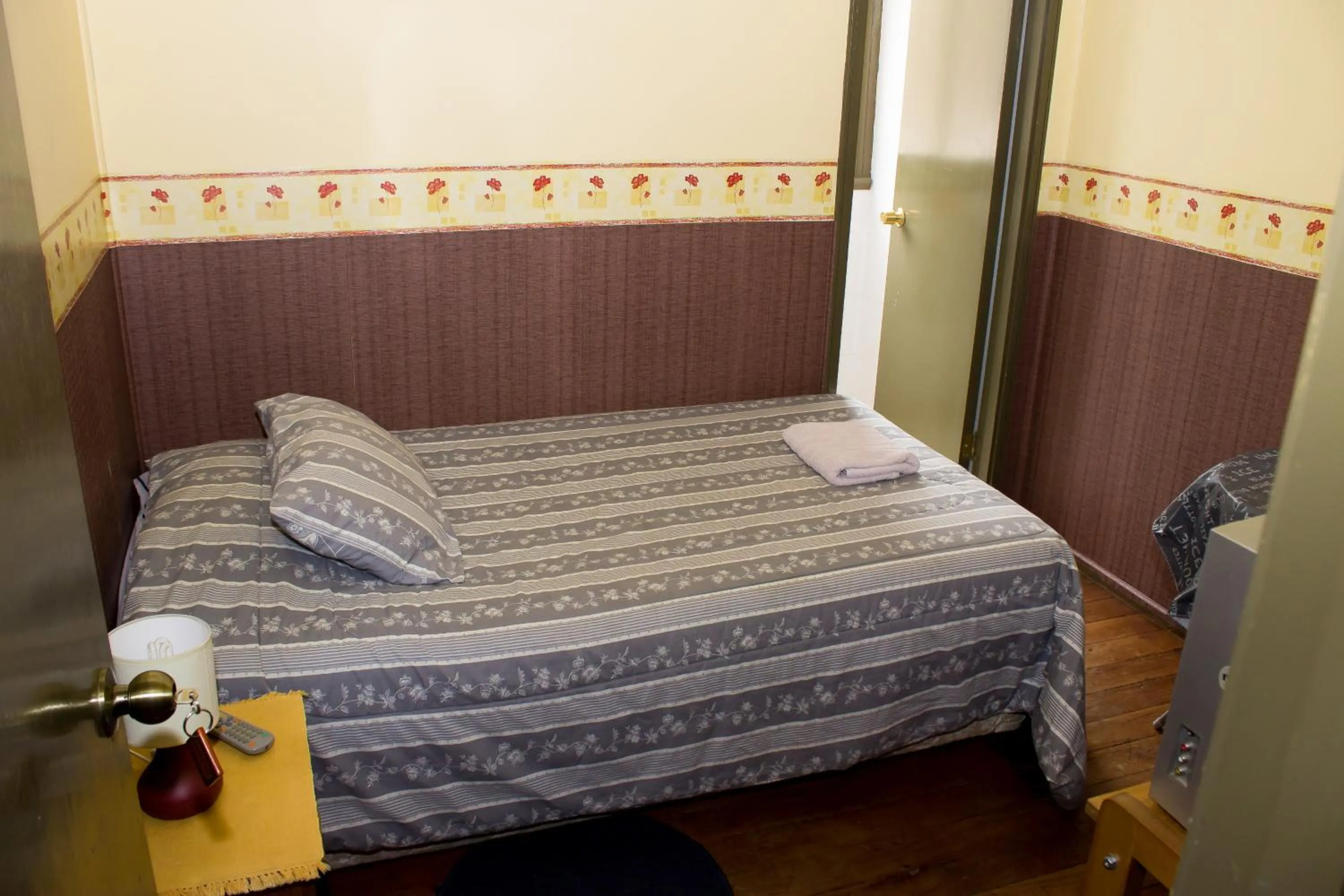 Bed in Hostal Residencia Blest Gana