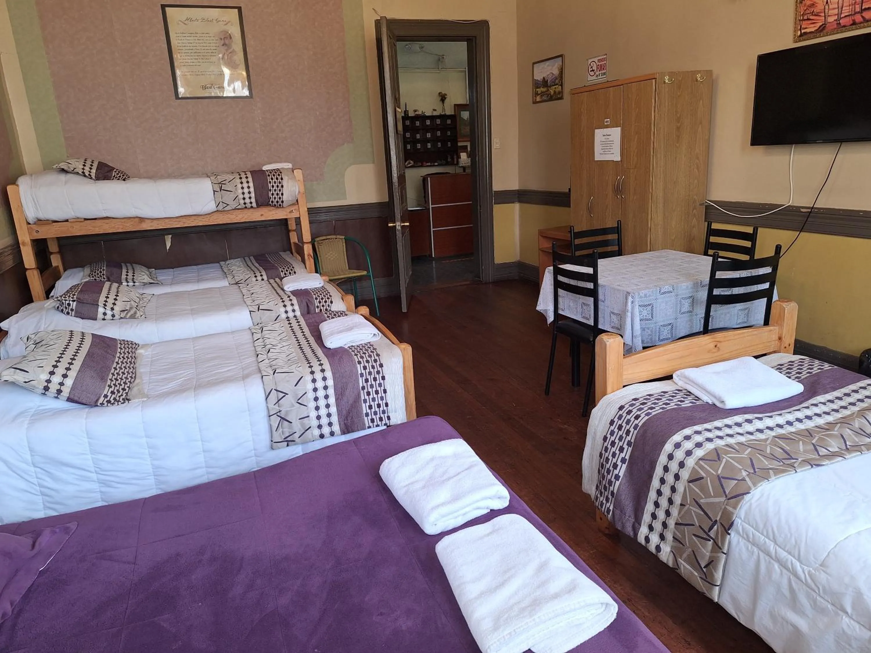 Bed in Hostal Residencia Blest Gana